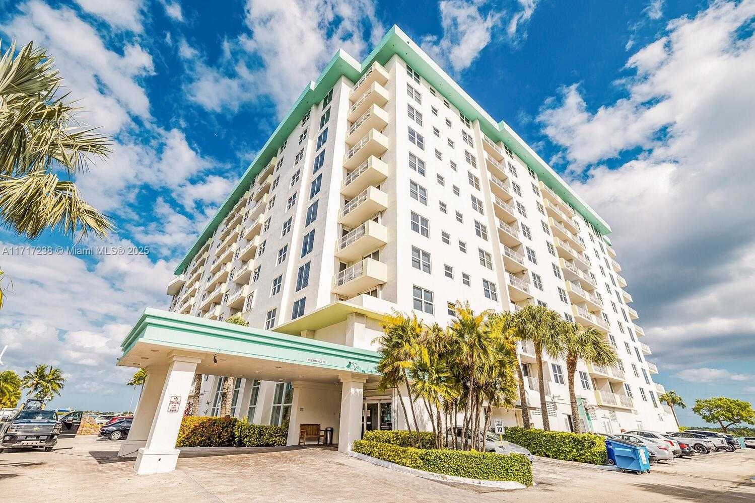Small Image of 10350 WEST BAY HARBOR DR #5E, Bay Harbor Islands Number 22