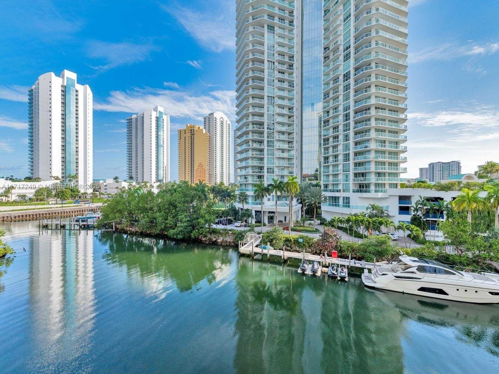 Small Image of 200 SUNNY ISLES BLVD #TH-404, Sunny Isles Beach Number 17