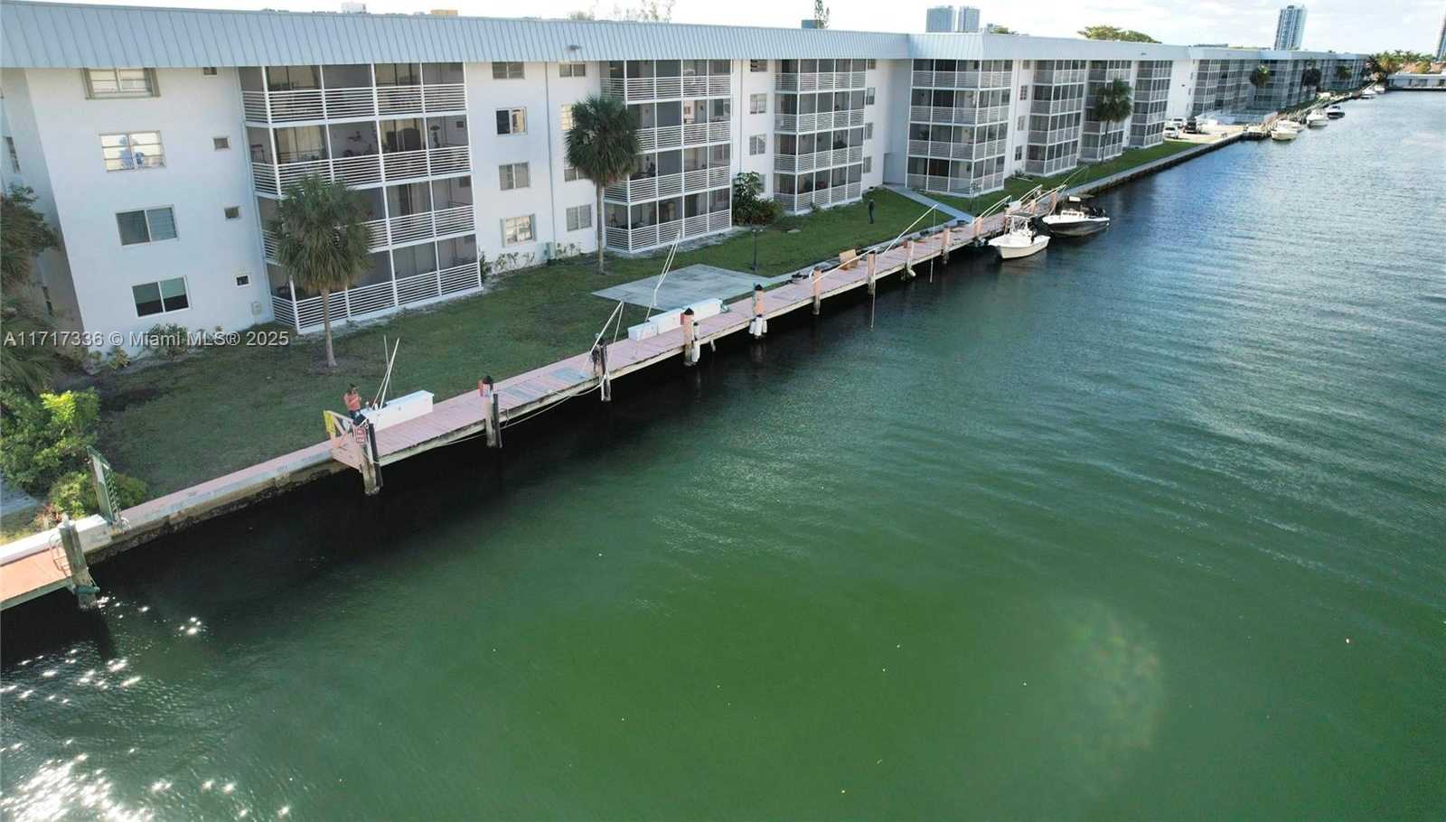 Small Image of 3849 NORTH EAST 169TH ST #302, North Miami Beach Number 21