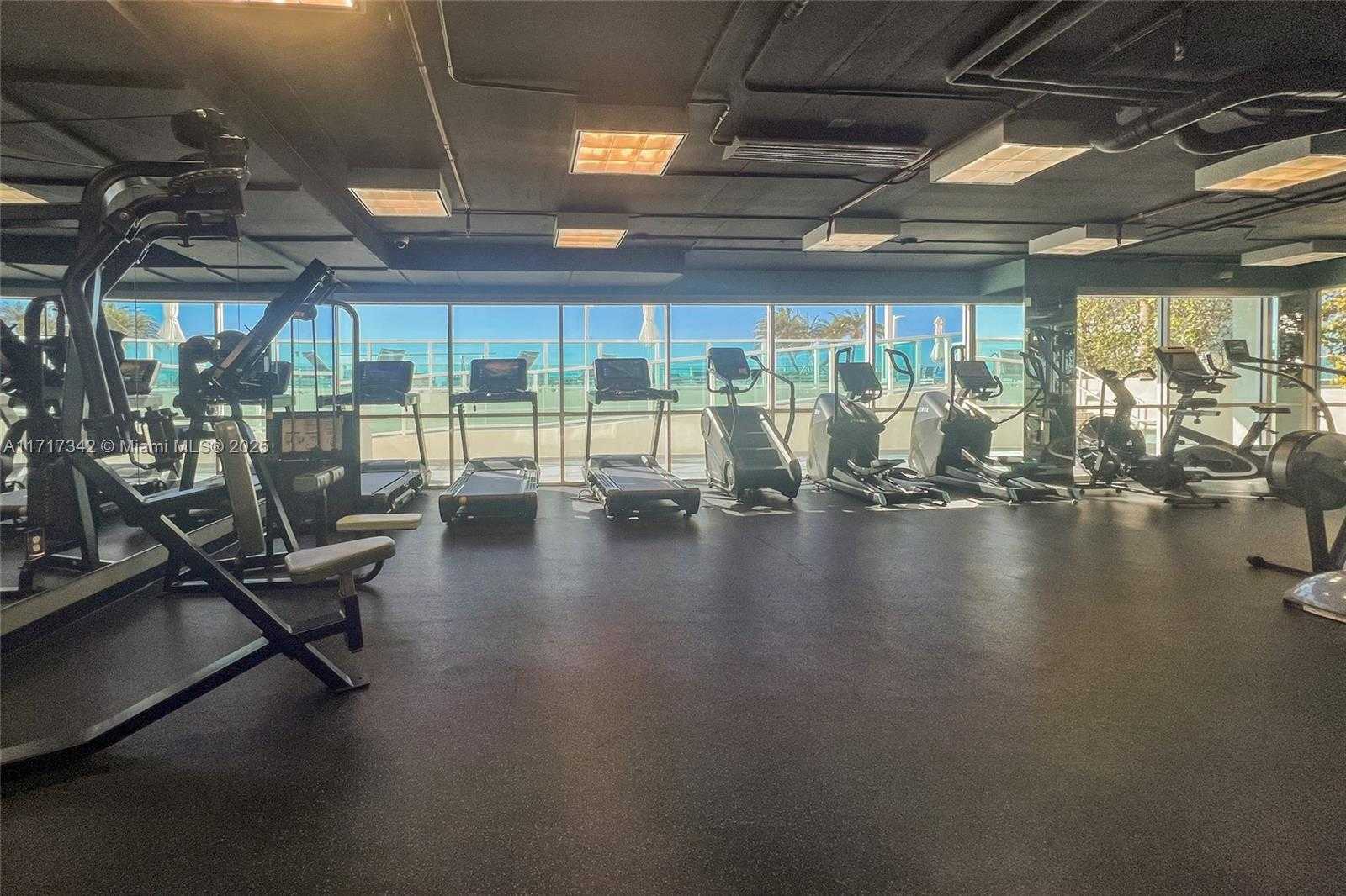 Small Image of 650 WEST AVE #2907, Miami Beach Number 36