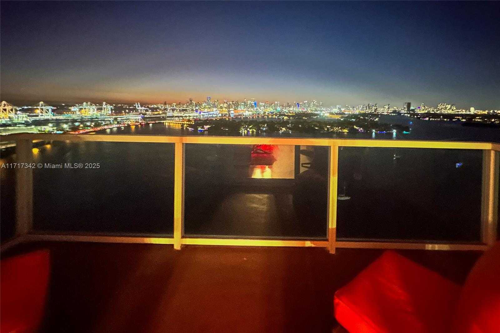 Small Image of 650 WEST AVE #2907, Miami Beach Number 51