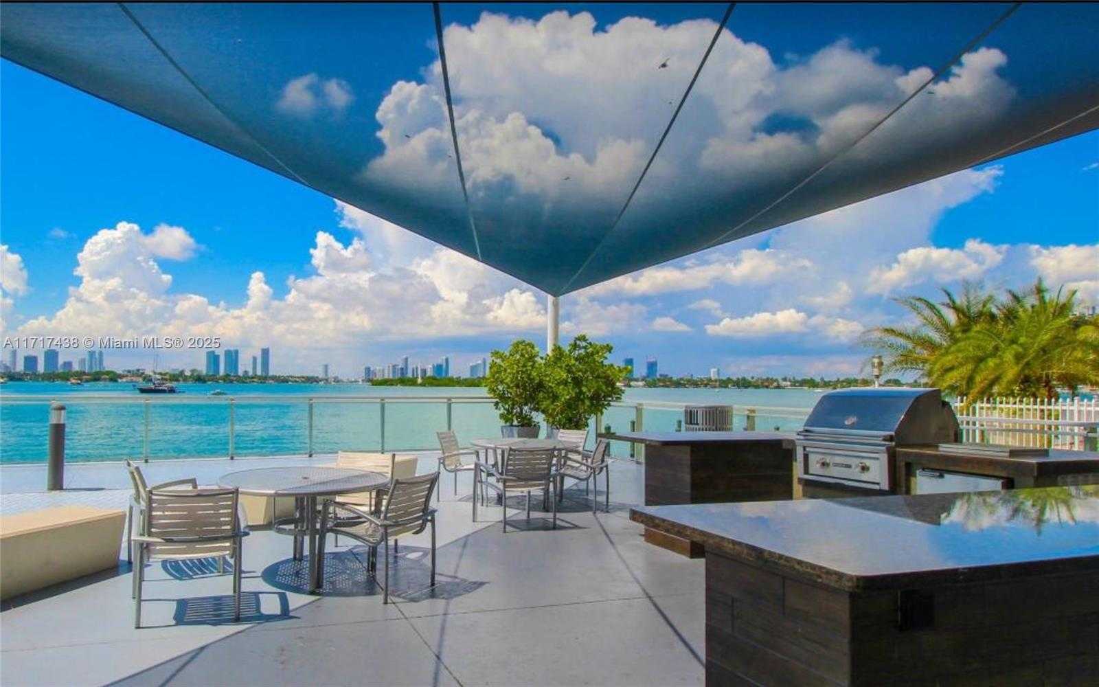 Small Image of 1000 WEST AVE #PH-07, Miami Beach Number 50