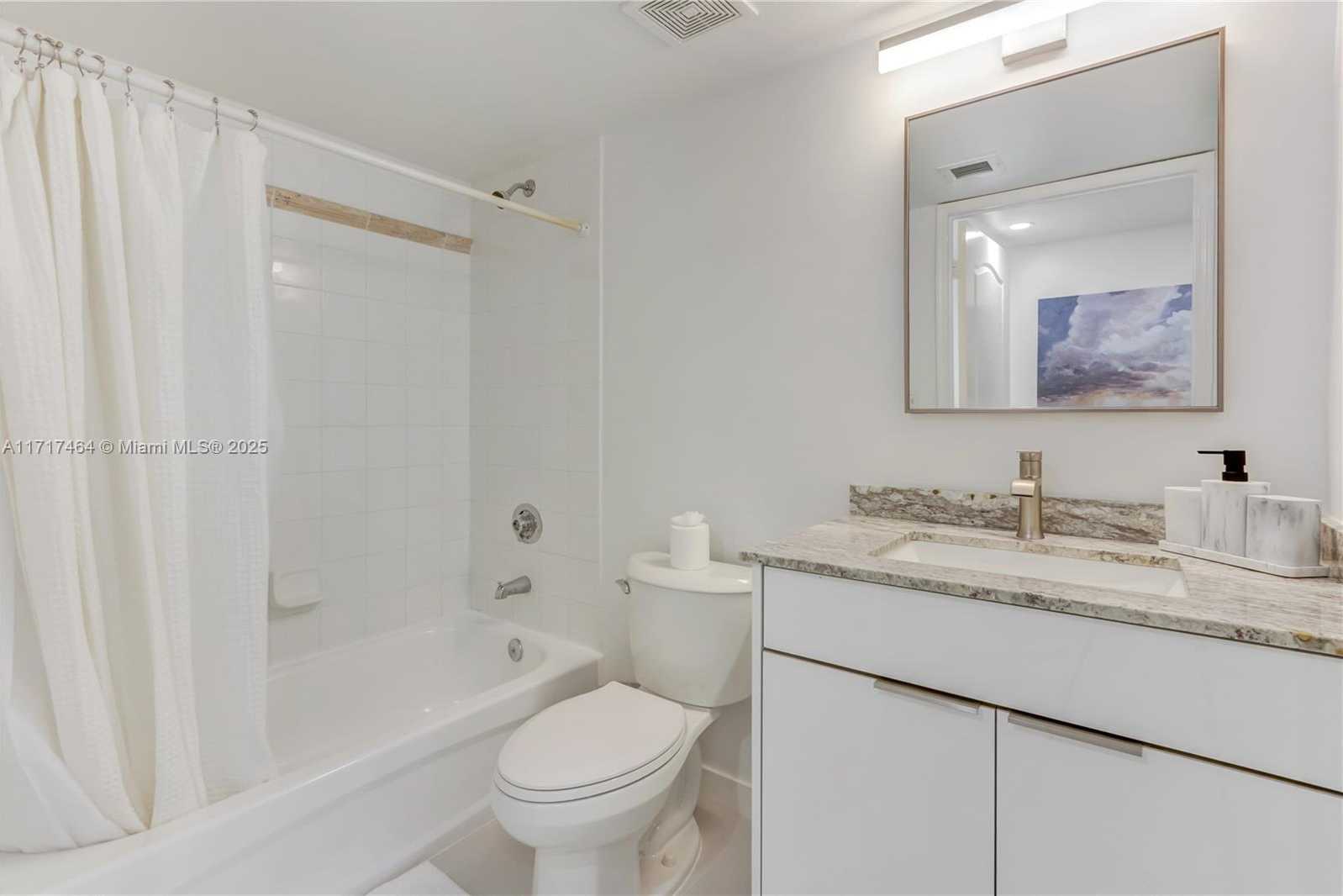 Small Image of 1200 BRICKELL BAY DR #2424, Miami Number 20