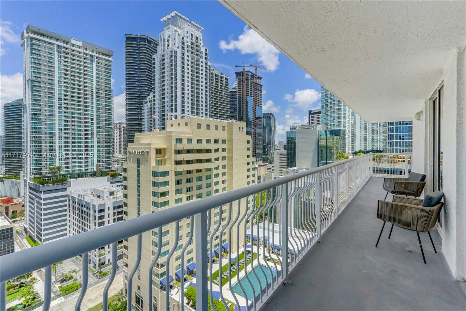 Small Image of 1200 BRICKELL BAY DR #2424, Miami Number 5