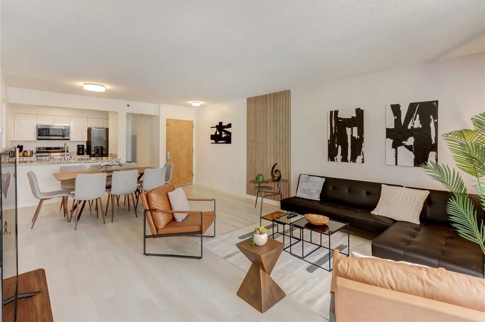 Small Image of 1200 BRICKELL BAY DR #2424, Miami Number 6