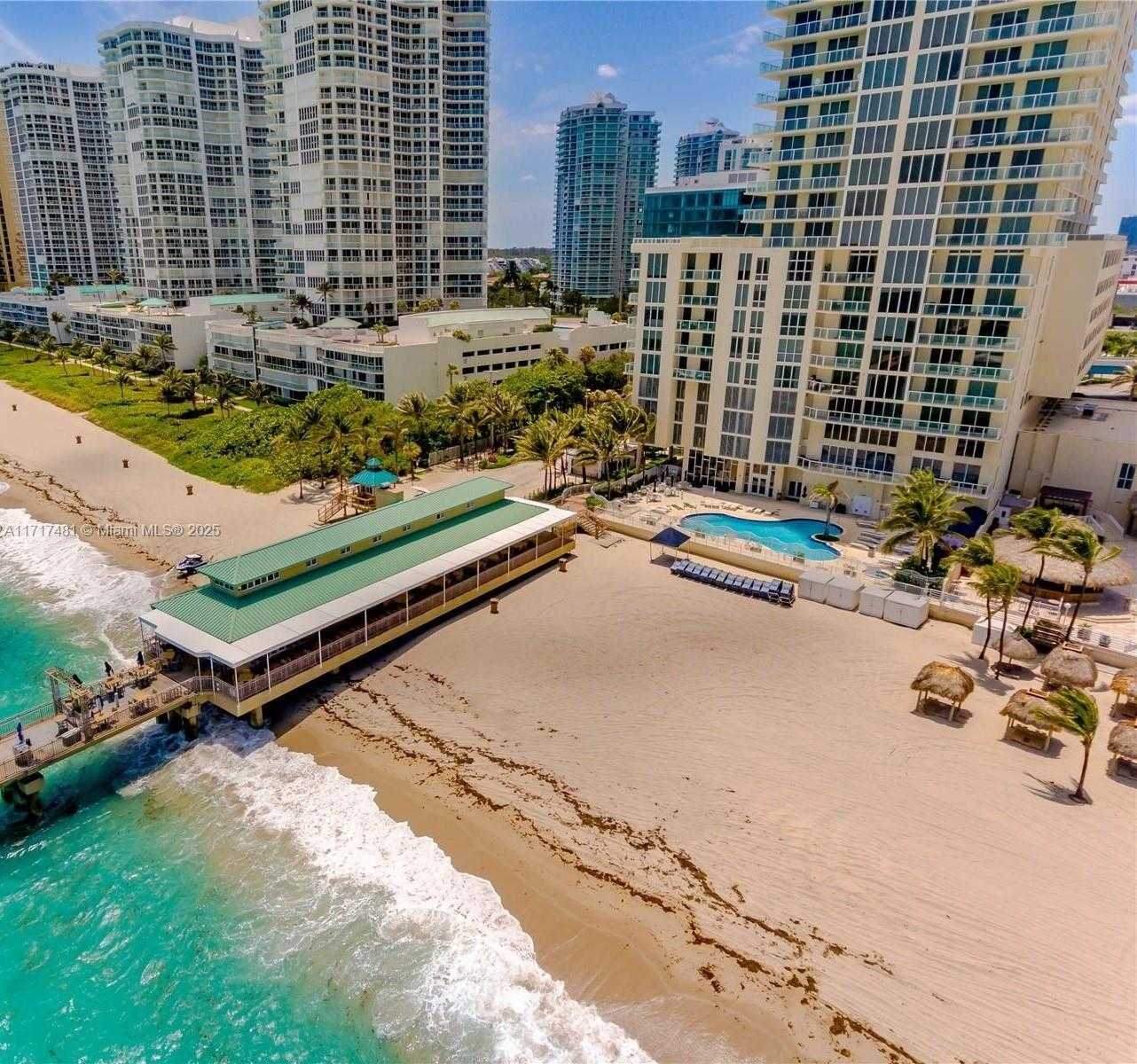 Small Image of 16699 COLLINS AVE #2407, Sunny Isles Beach Number 3