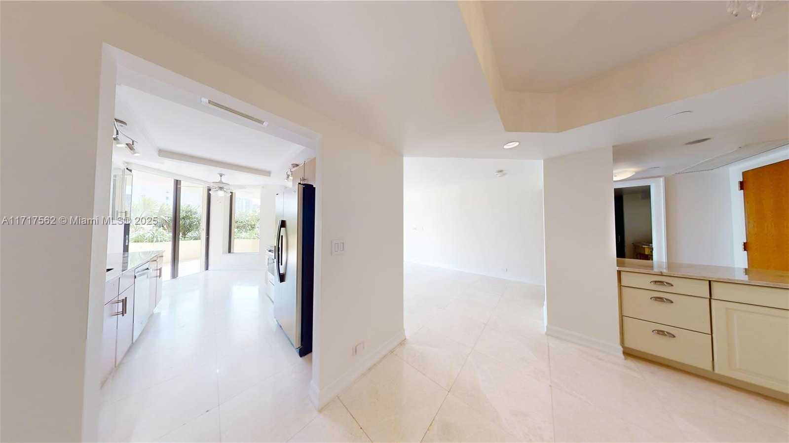 Small Image of 20191 EAST COUNTRY CLUB DR #408, Aventura Number 21