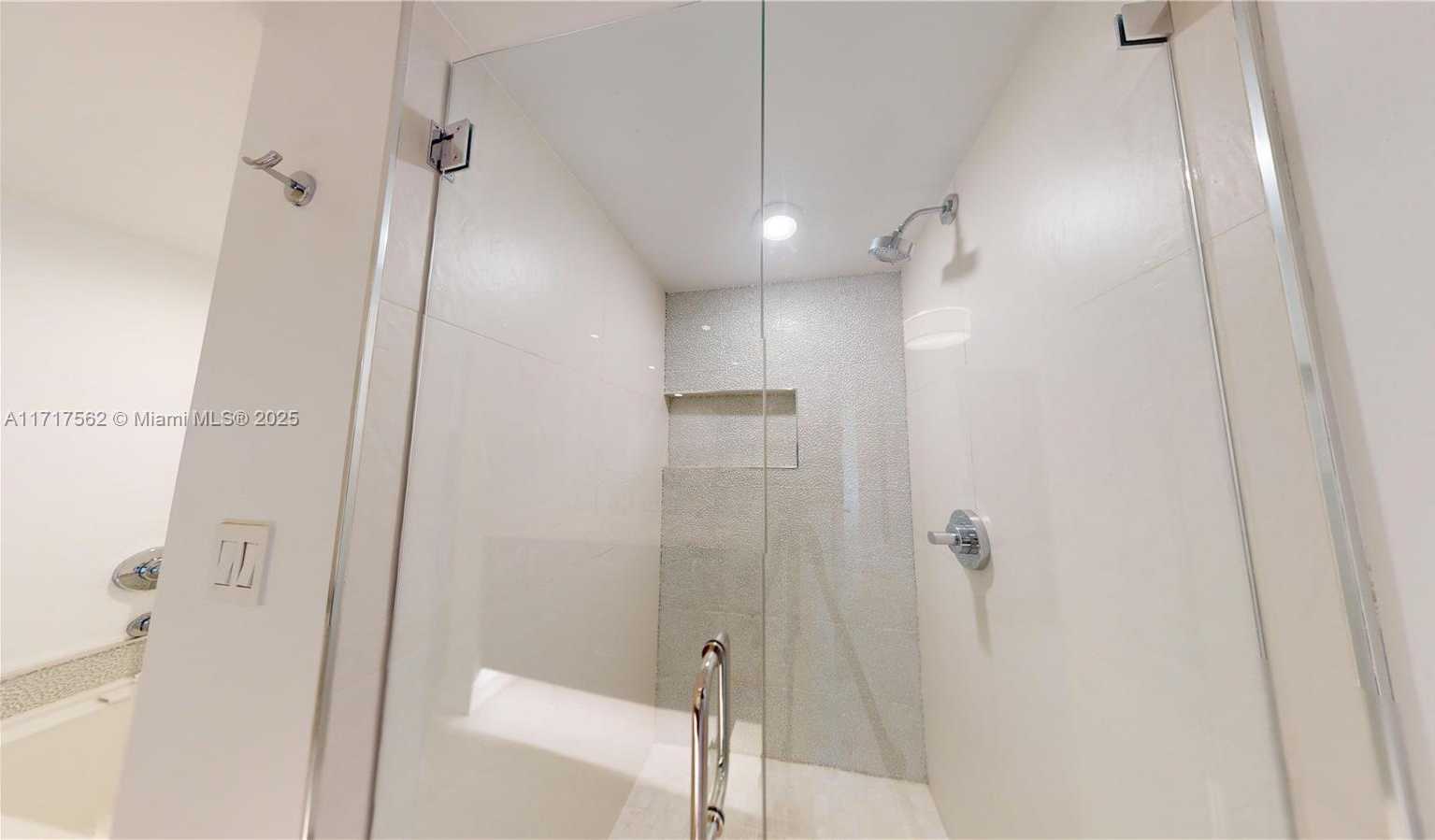 Small Image of 20191 EAST COUNTRY CLUB DR #408, Aventura Number 31