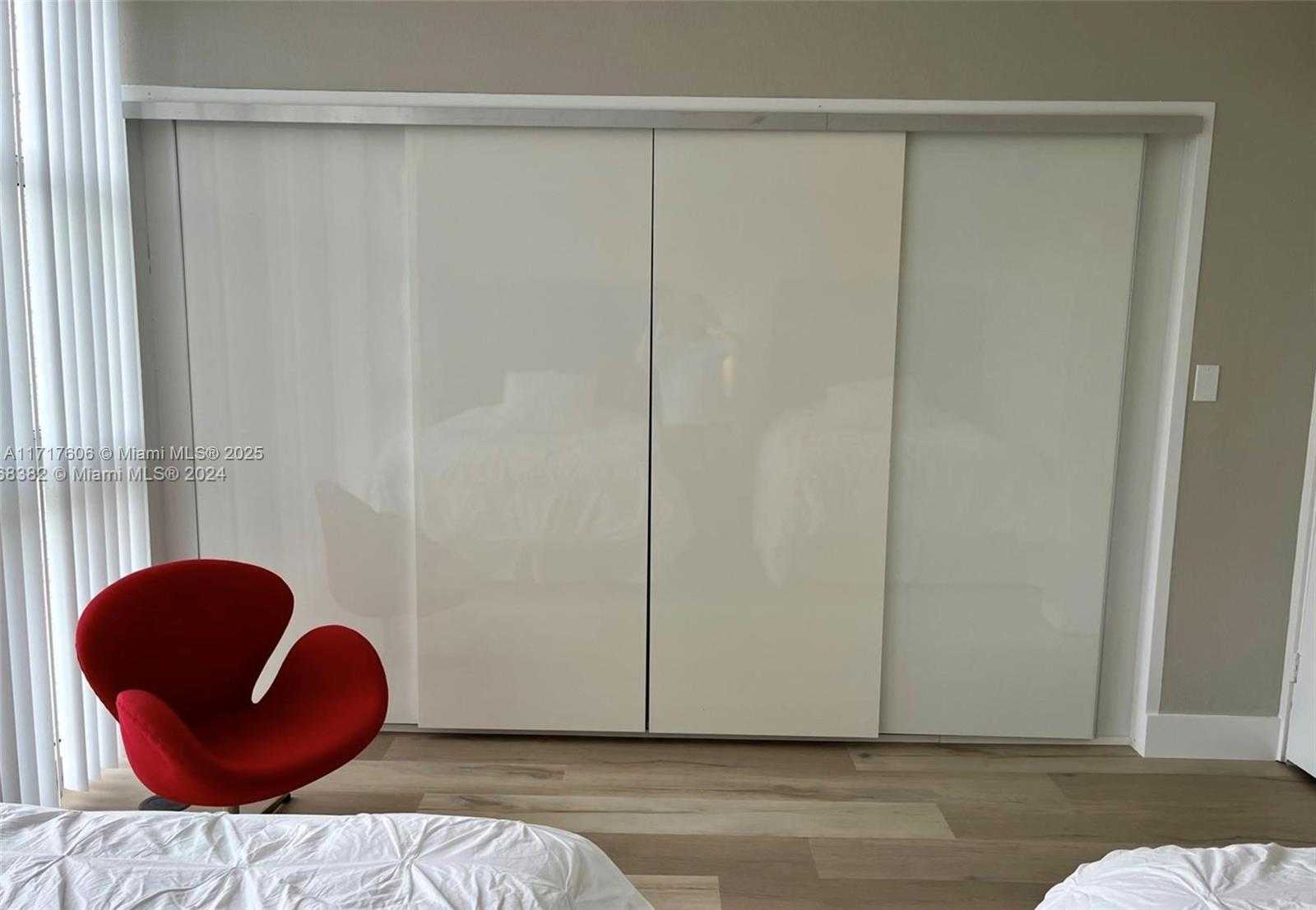 Small Image of 10275 COLLINS AVE #331, Bal Harbour Number 14