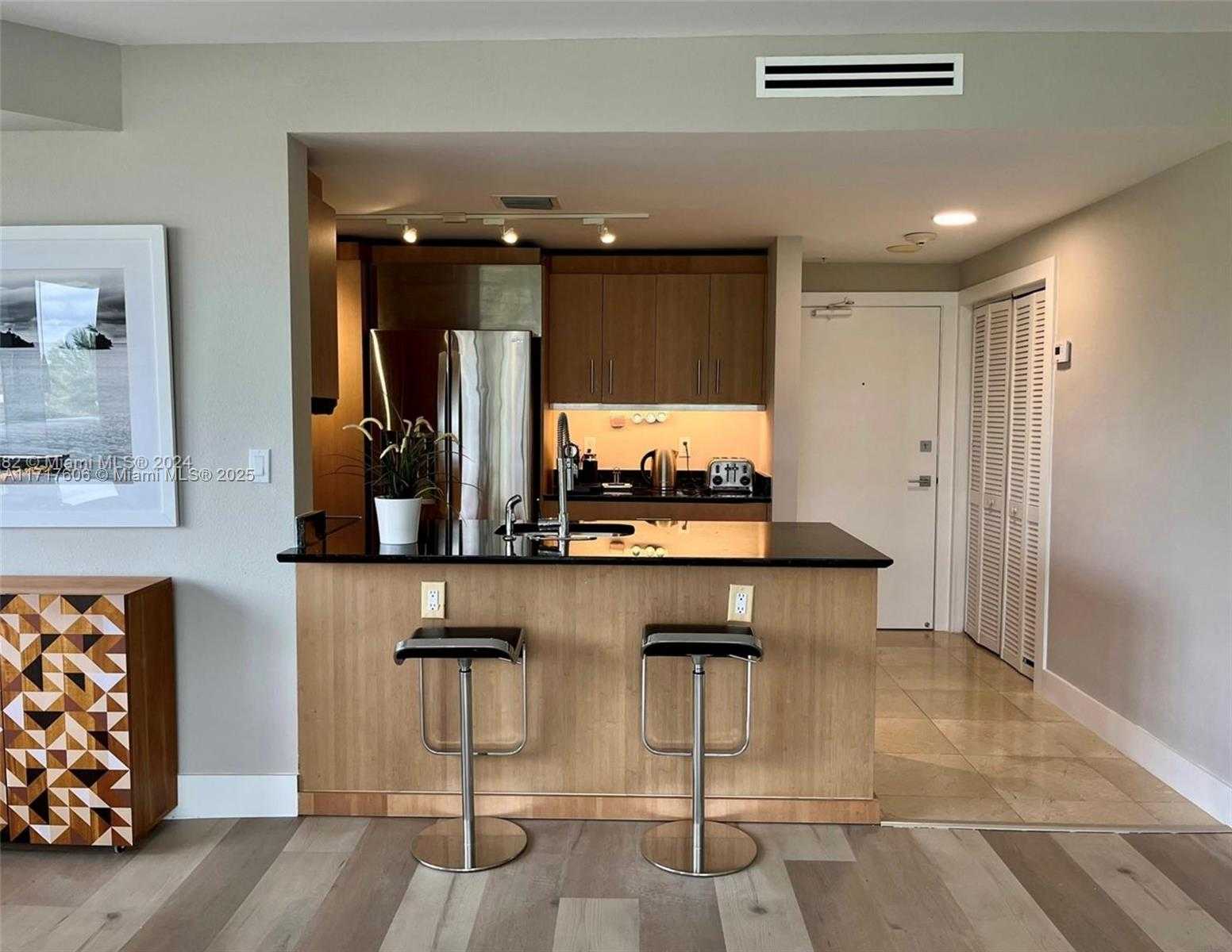Small Image of 10275 COLLINS AVE #331, Bal Harbour Number 7