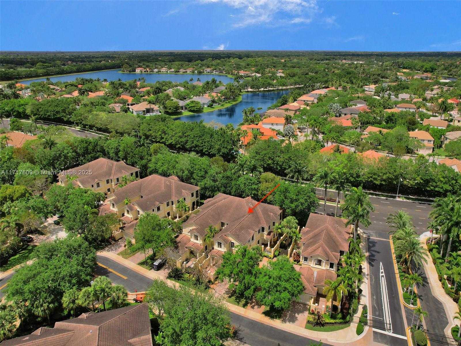 Small Image of 1689 PASSION VINE CIR #21-4, Weston Number 57