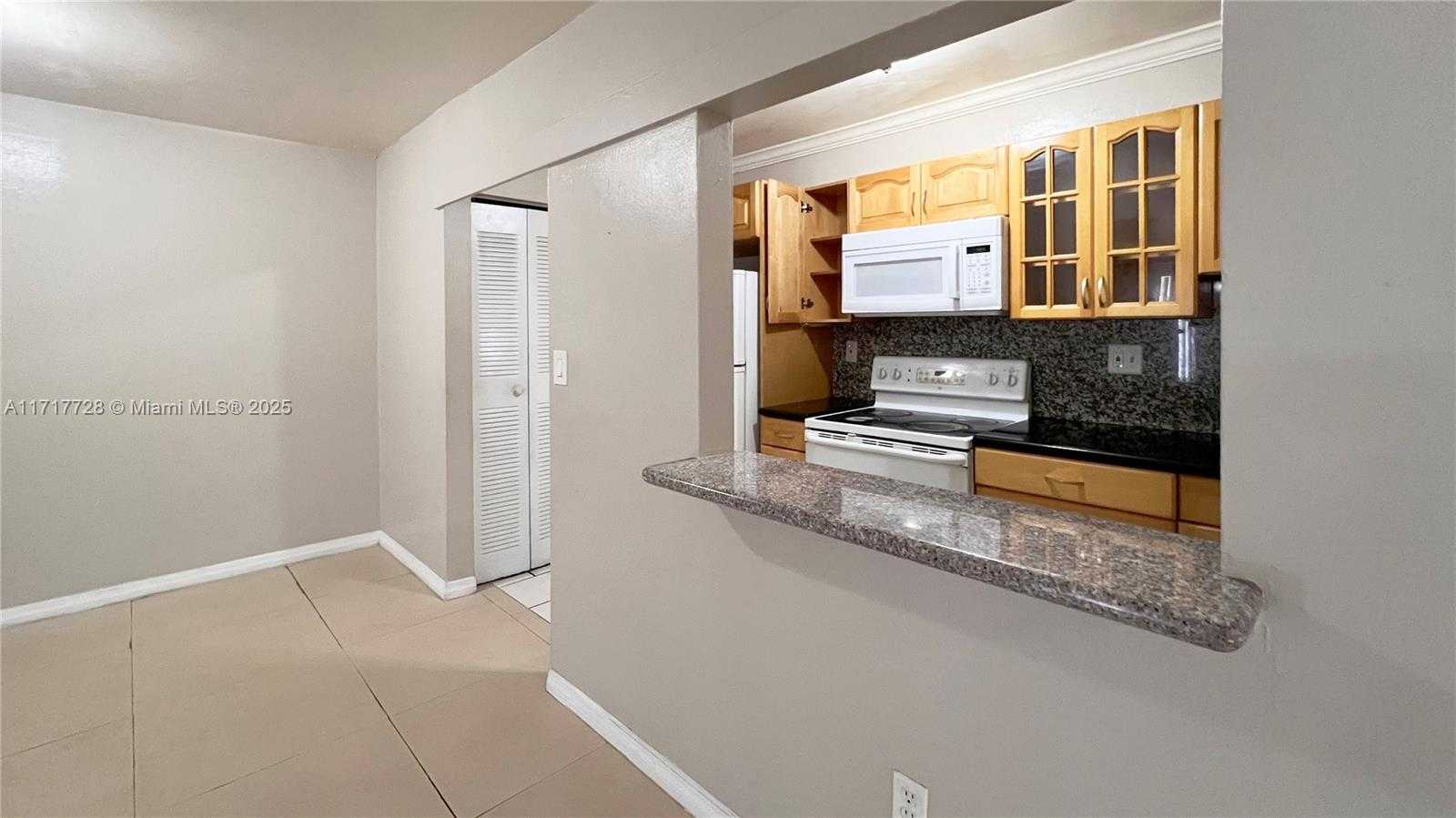 Small Image of 4530 NORTH WEST 79TH AVE #2A, Doral Number 5