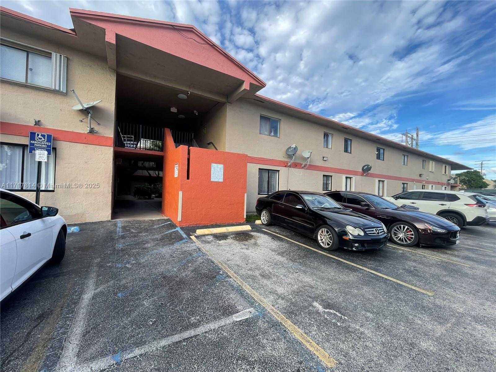Small Image of 6215 WEST 22ND CT #25, Hialeah Number 2