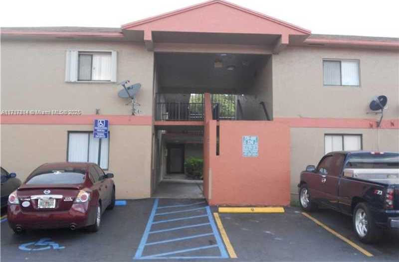 Small Image of 6215 WEST 22ND CT #25, Hialeah Number 8