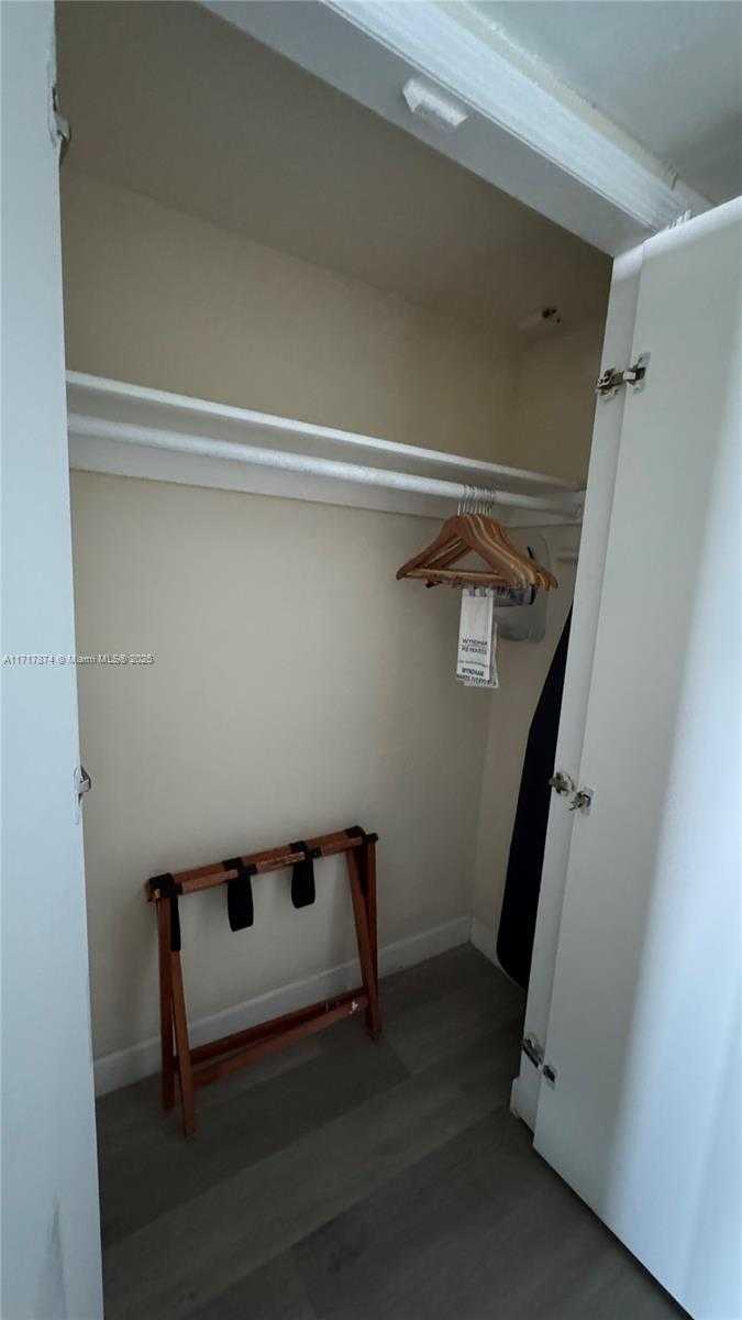 Small Image of 19201 COLLINS AVE #1011, Sunny Isles Beach Number 18