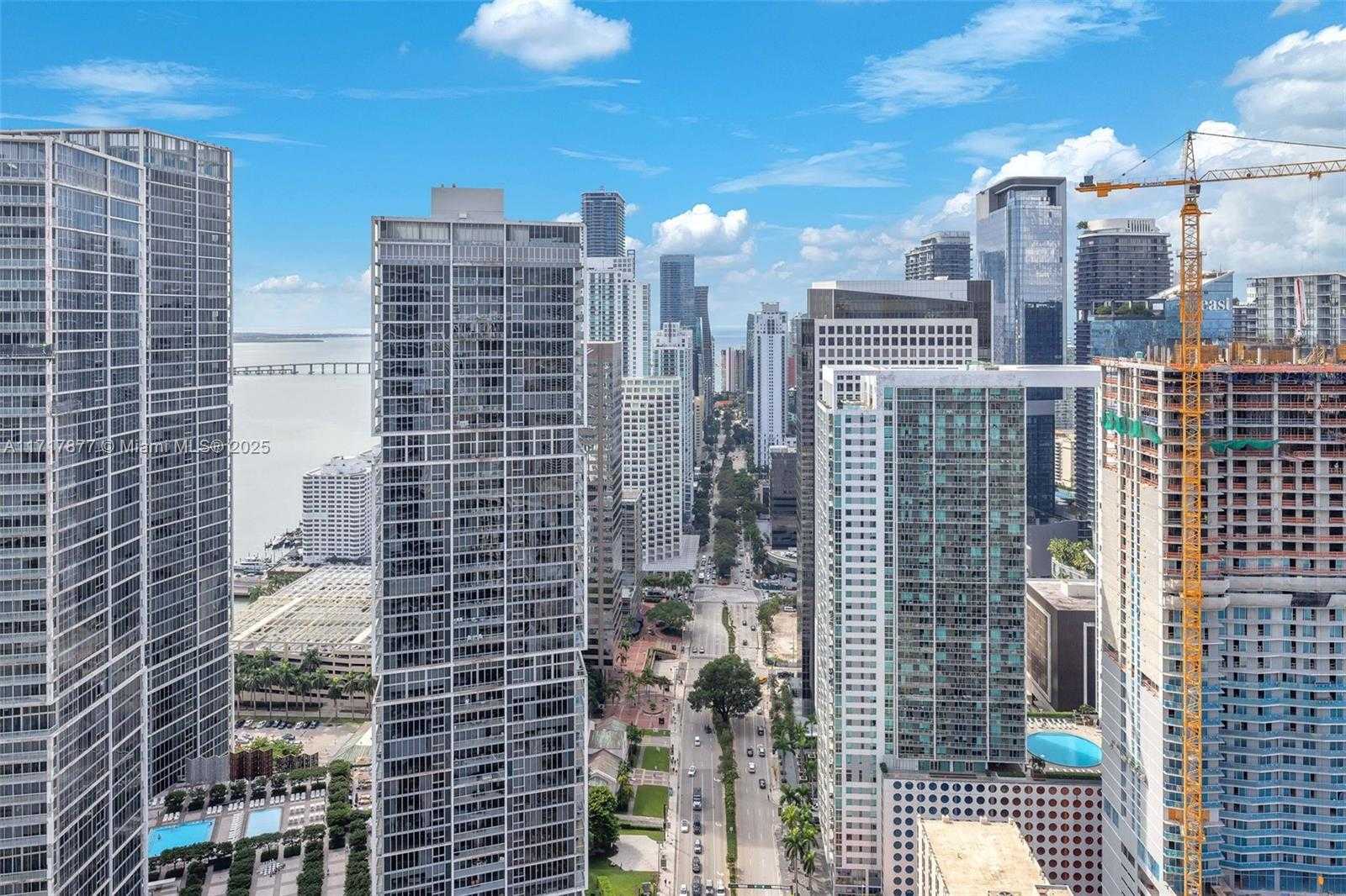 Small Image of 200 BISCAYNE BOULEVARD WAY #4804, Miami Number 10