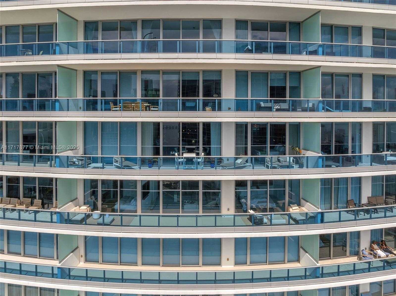 Small Image of 200 BISCAYNE BOULEVARD WAY #4804, Miami Number 27