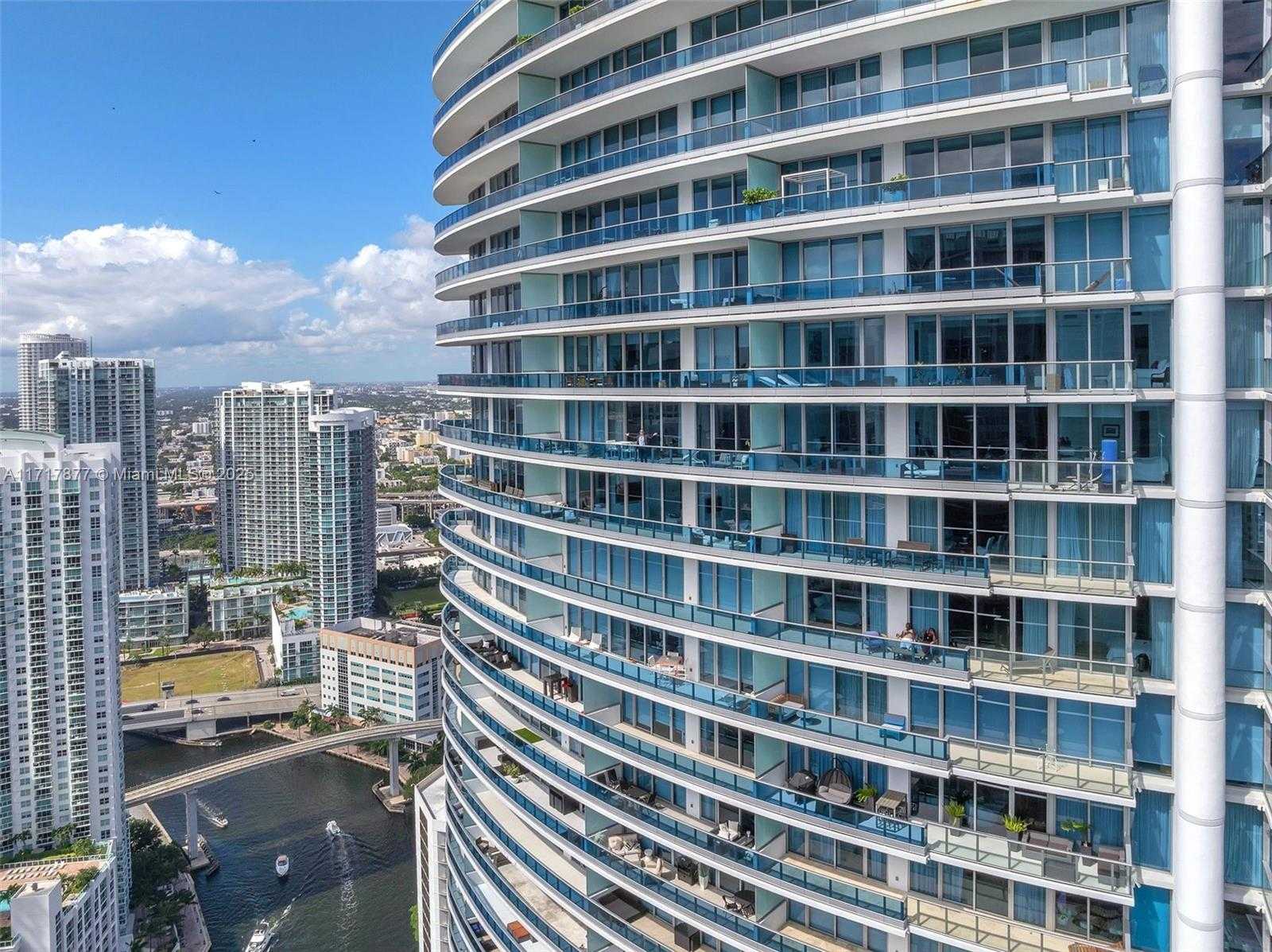 Small Image of 200 BISCAYNE BOULEVARD WAY #4804, Miami Number 28