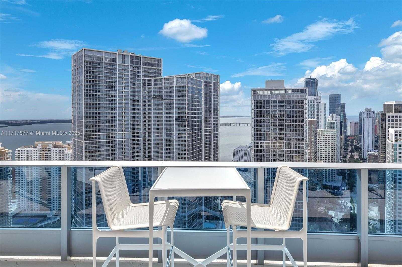 Small Image of 200 BISCAYNE BOULEVARD WAY #4804, Miami Number 9