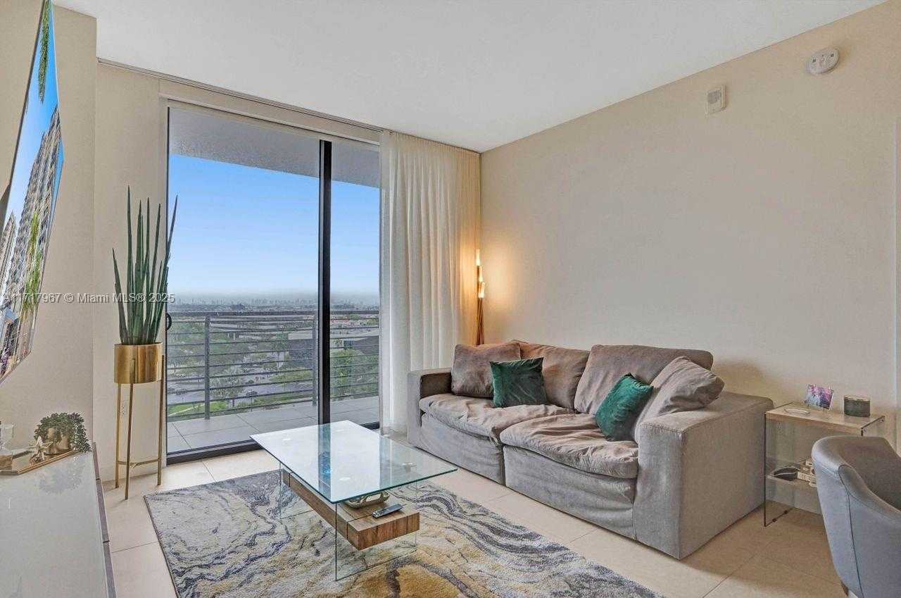Small Image of 5350 NW 84th Ave, Doral, FL 33166, USA Number 16