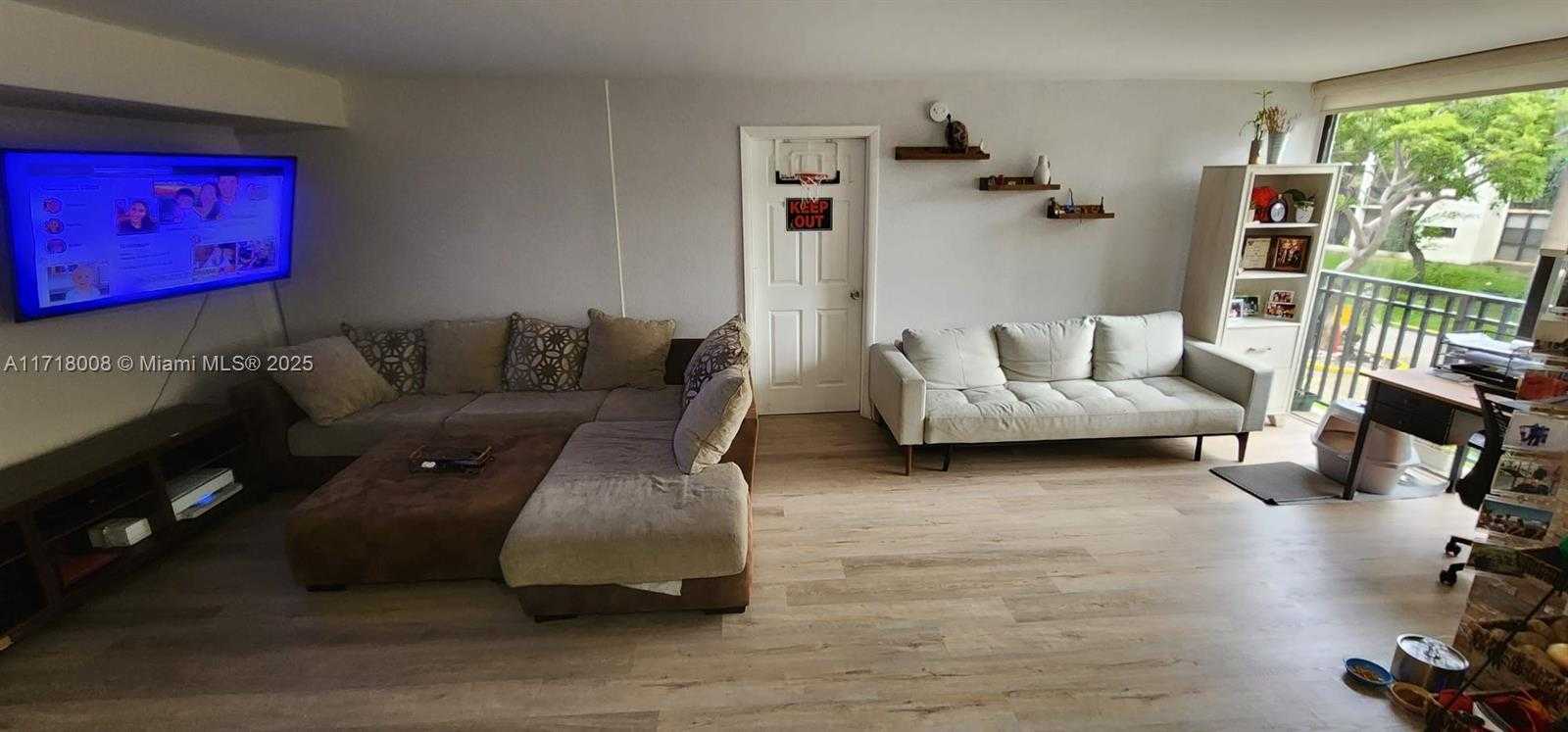 Small Image of 17021 NORTH BAY RD #219, Sunny Isles Beach Number 13