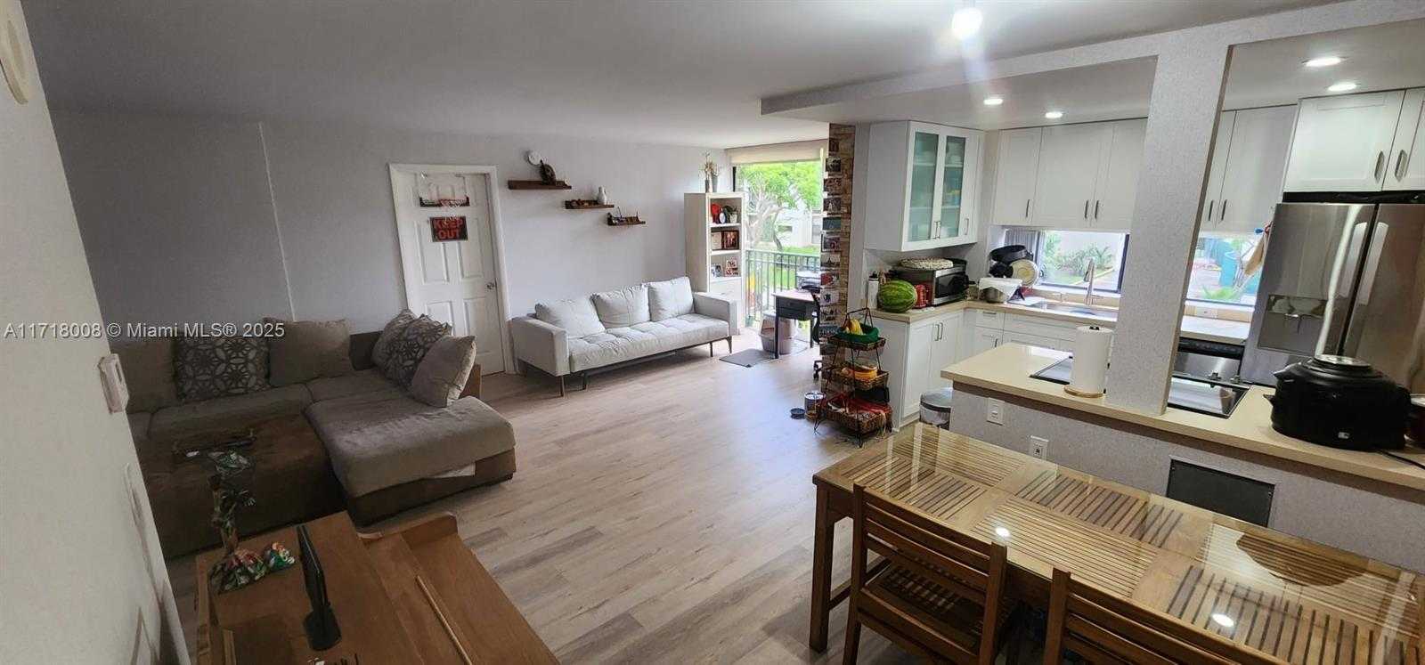 Small Image of 17021 NORTH BAY RD #219, Sunny Isles Beach Number 15