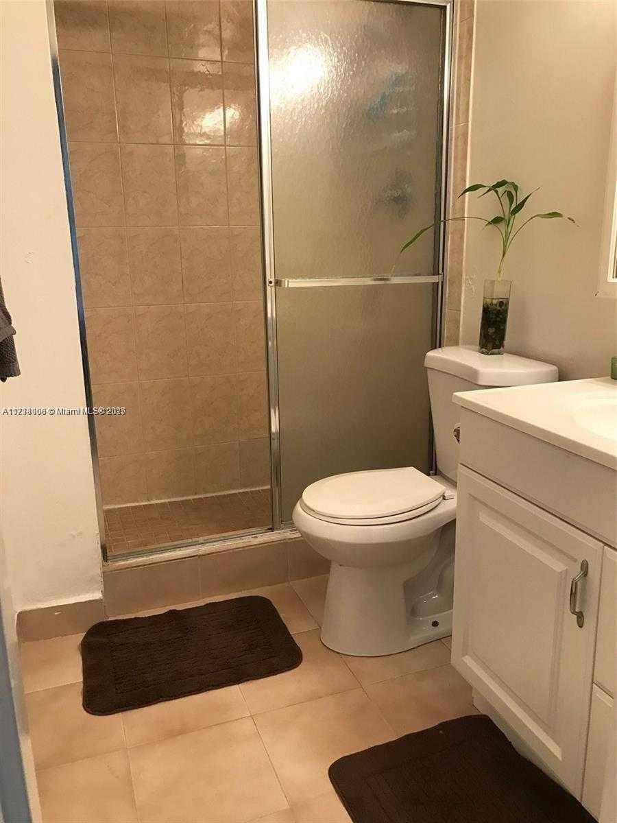 Small Image of 17021 NORTH BAY RD #219, Sunny Isles Beach Number 22