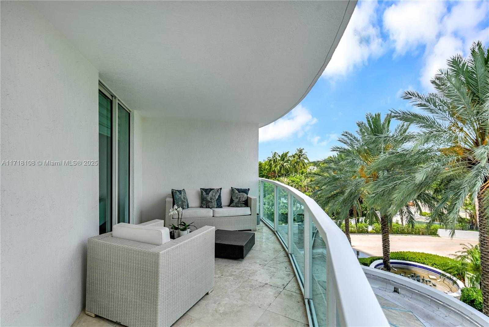 Small Image of 2101 BRICKELL AVE #301, Miami Number 10