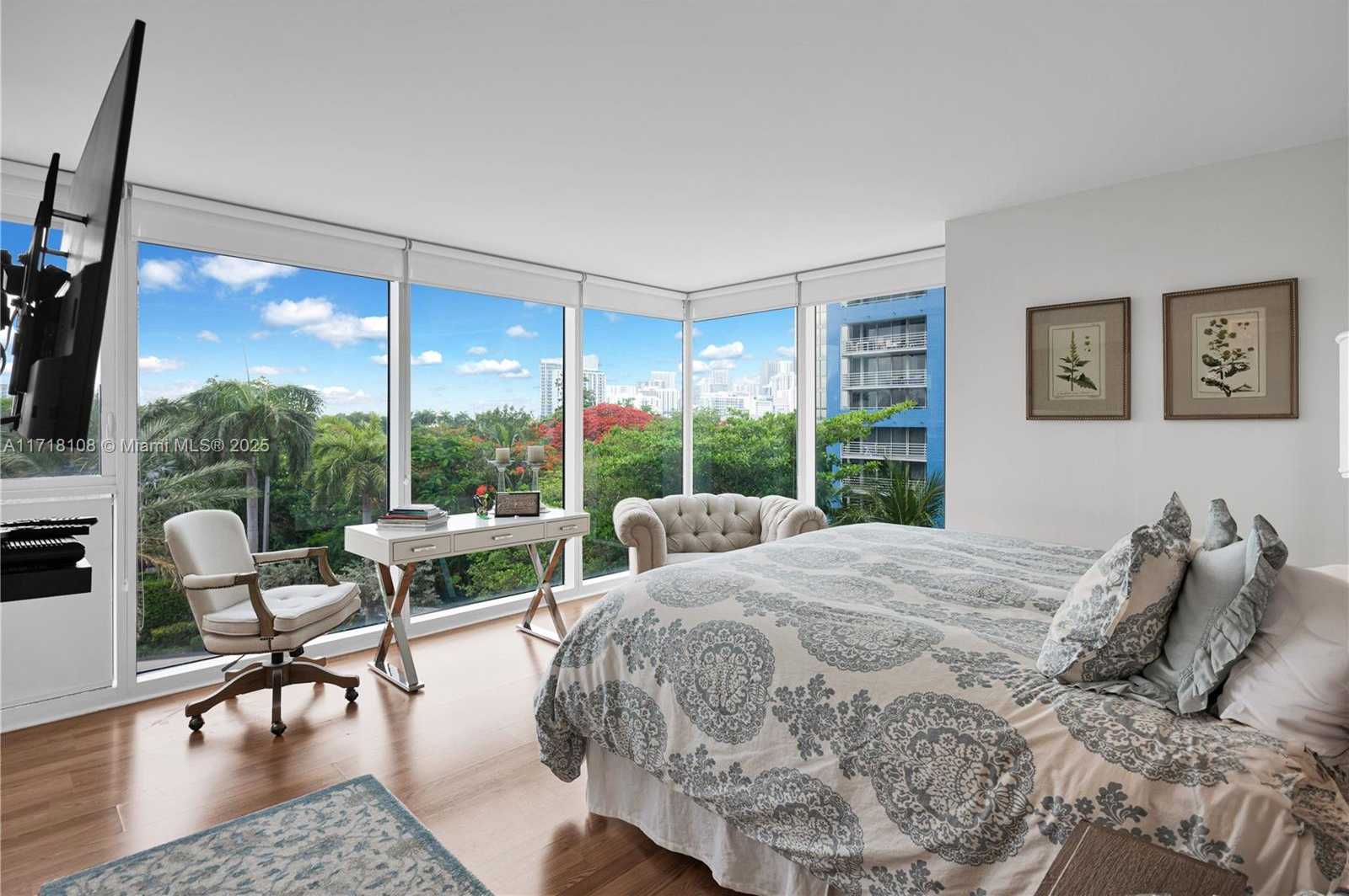 Small Image of 2101 BRICKELL AVE #301, Miami Number 16
