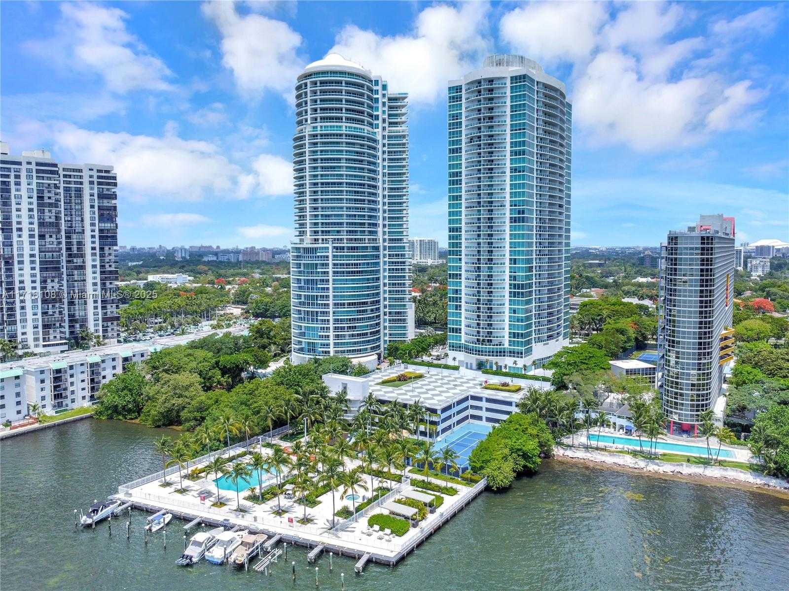 Small Image of 2101 BRICKELL AVE #301, Miami Number 36