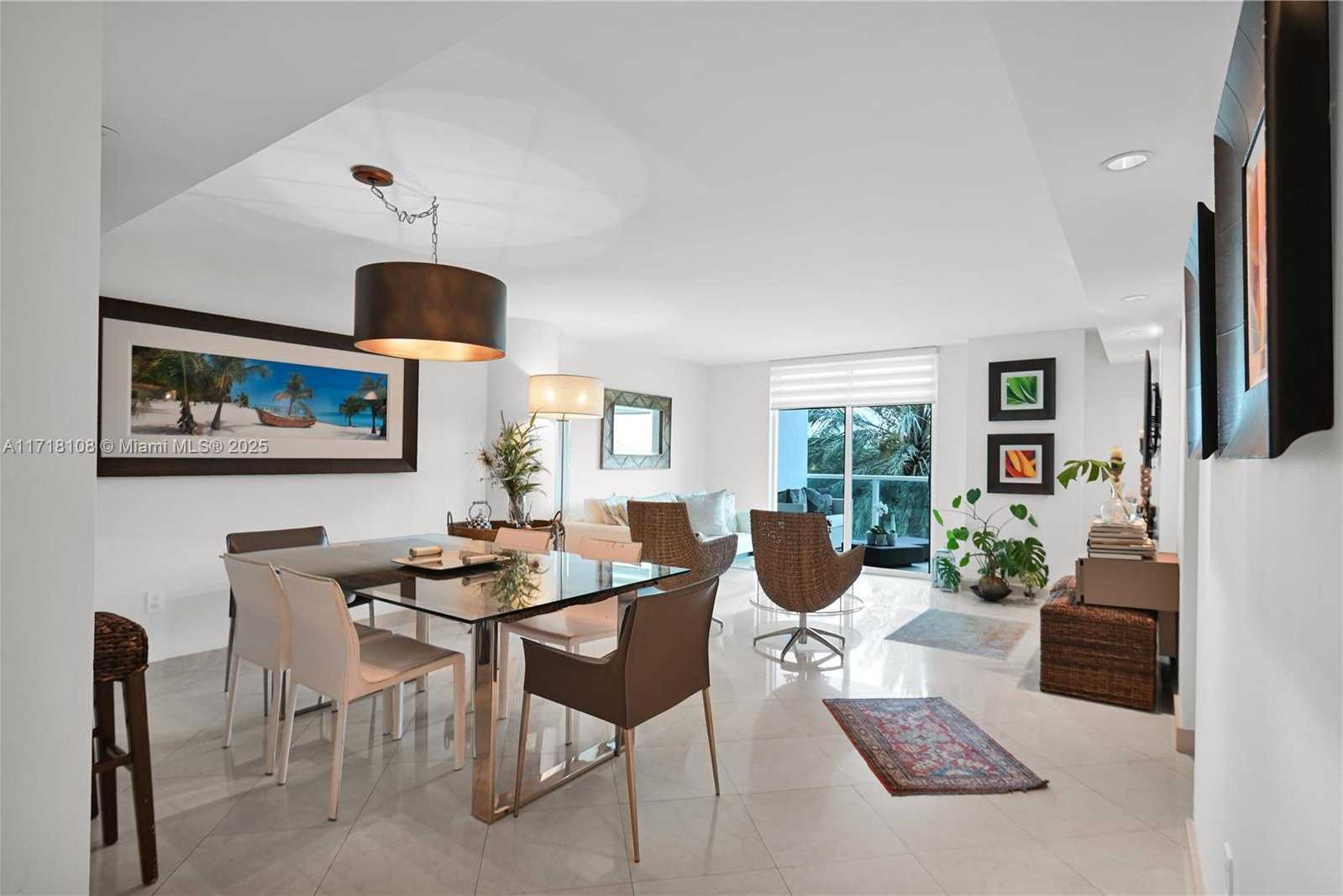 Small Image of 2101 BRICKELL AVE #301, Miami Number 4