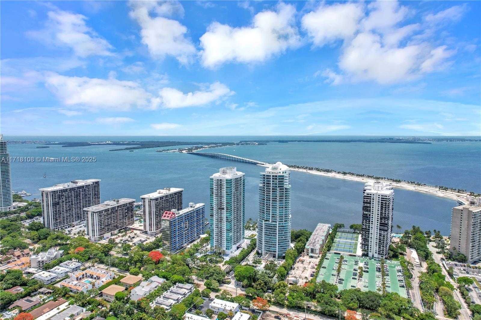 Small Image of 2101 BRICKELL AVE #301, Miami Number 40