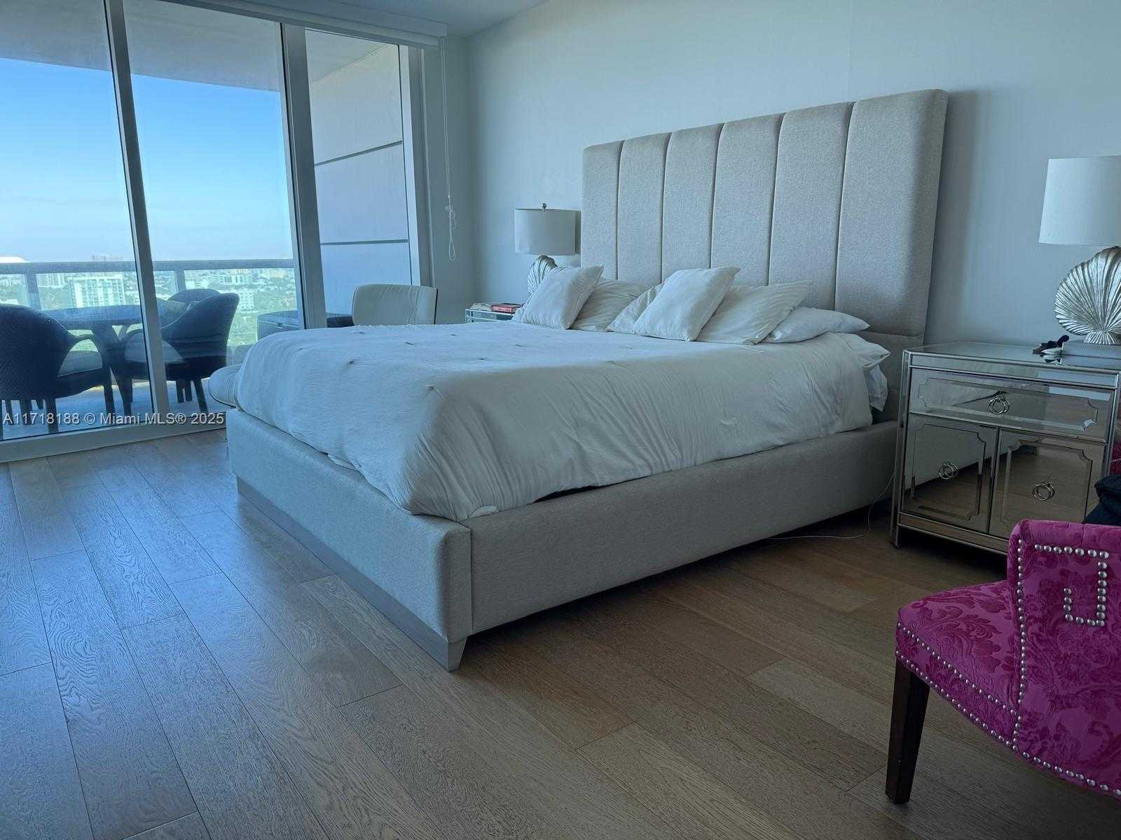 Small Image of 2127 BRICKELL AVE #2205, Miami Number 17