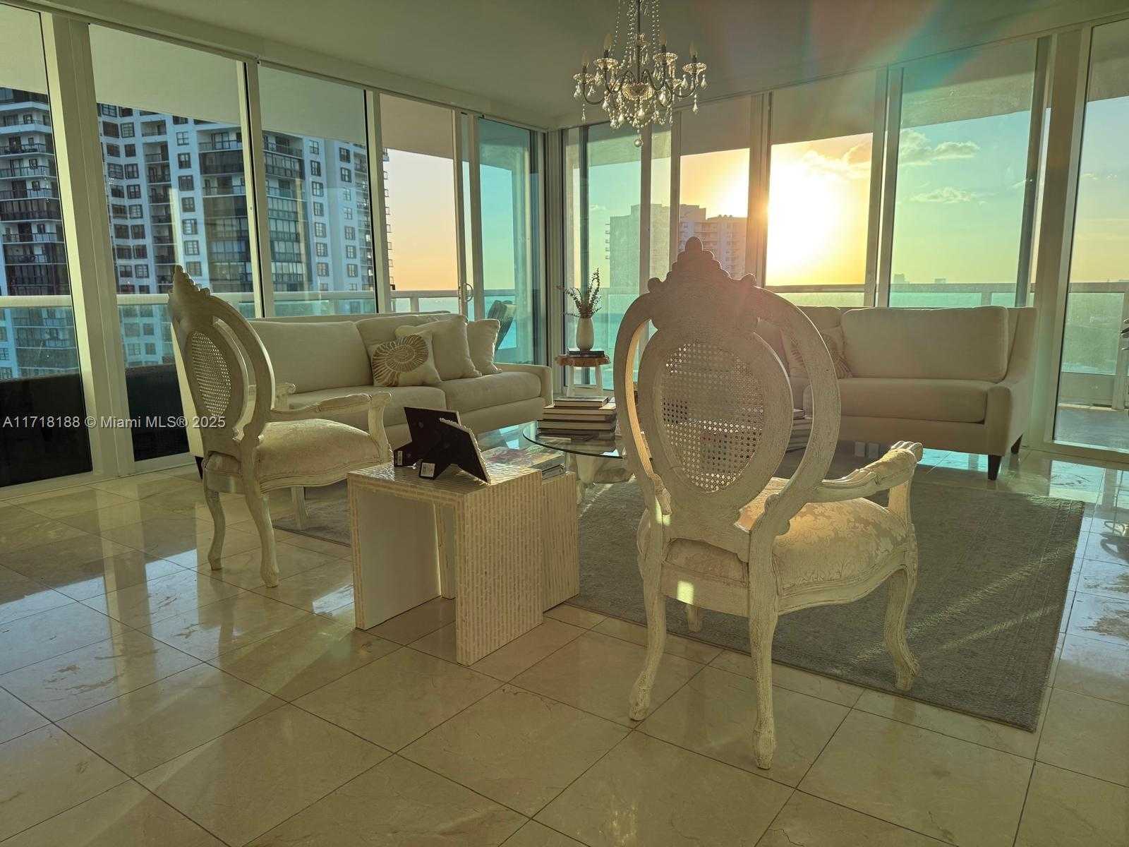 Small Image of 2127 BRICKELL AVE #2205, Miami Number 3