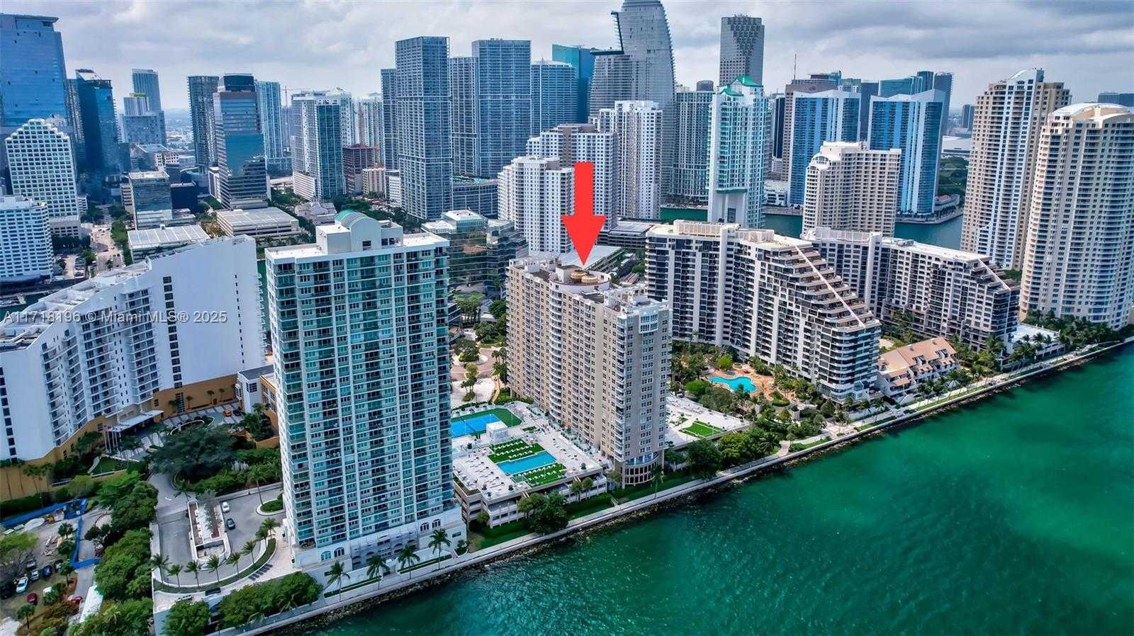 Small Image of 770 CLAUGHTON ISLAND DR #614, Miami Number 2