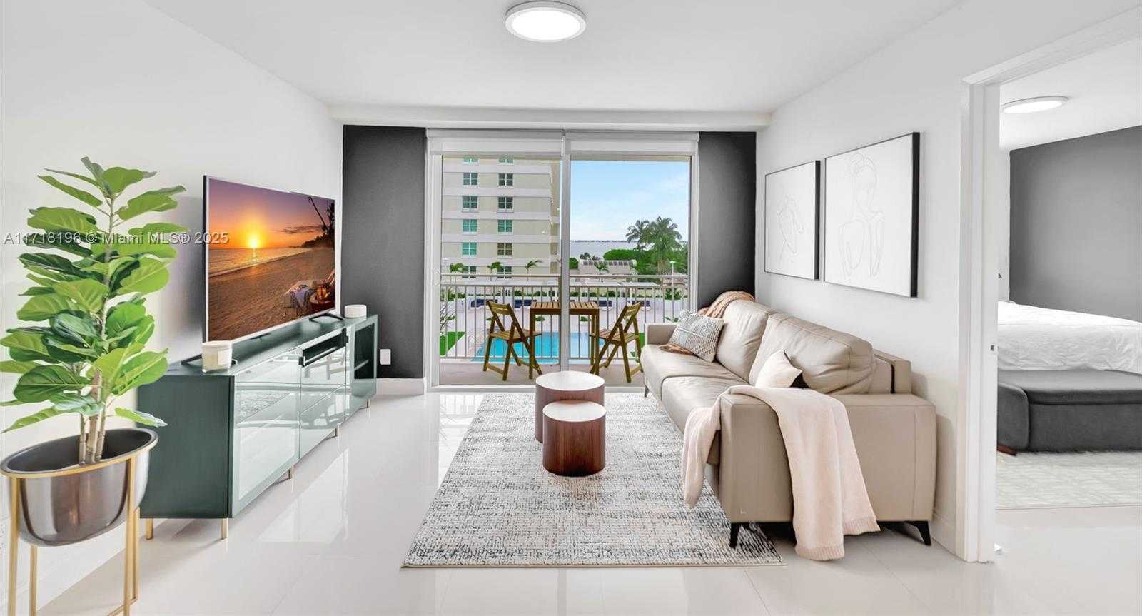 Small Image of 770 CLAUGHTON ISLAND DR #614, Miami Number 9