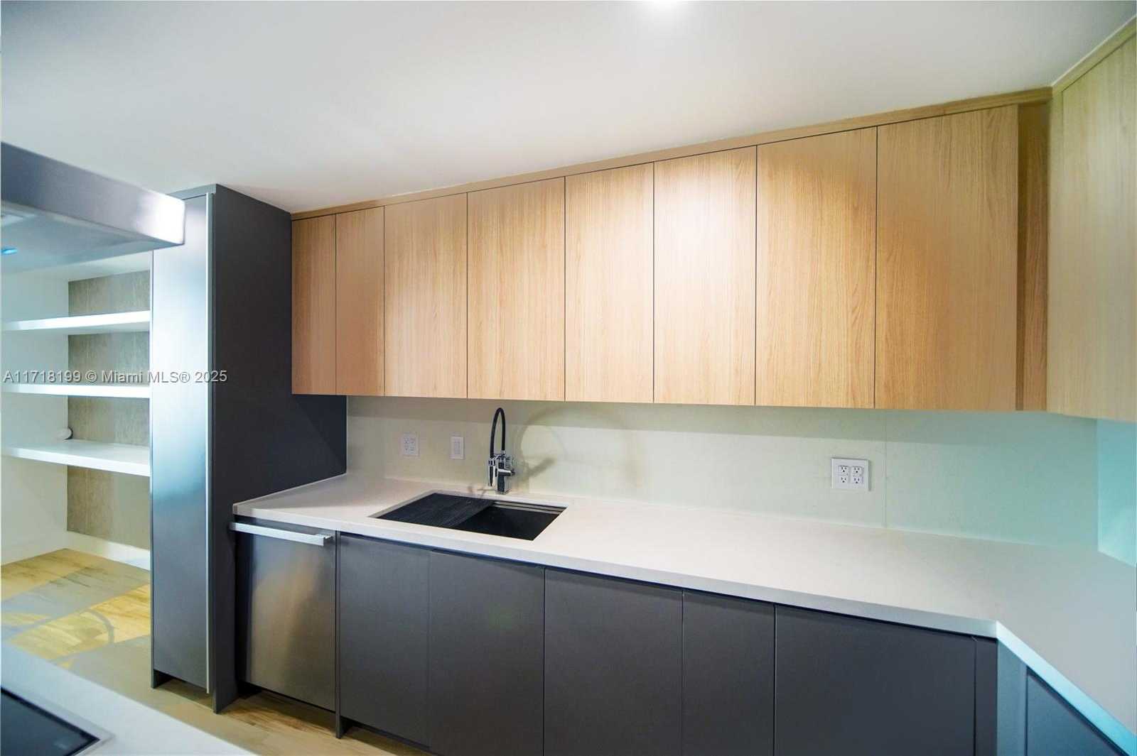 Small Image of 765 CRANDON BLVD #510, Key Biscayne Number 11