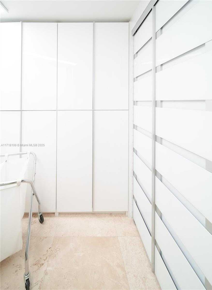 Small Image of 765 CRANDON BLVD #510, Key Biscayne Number 24