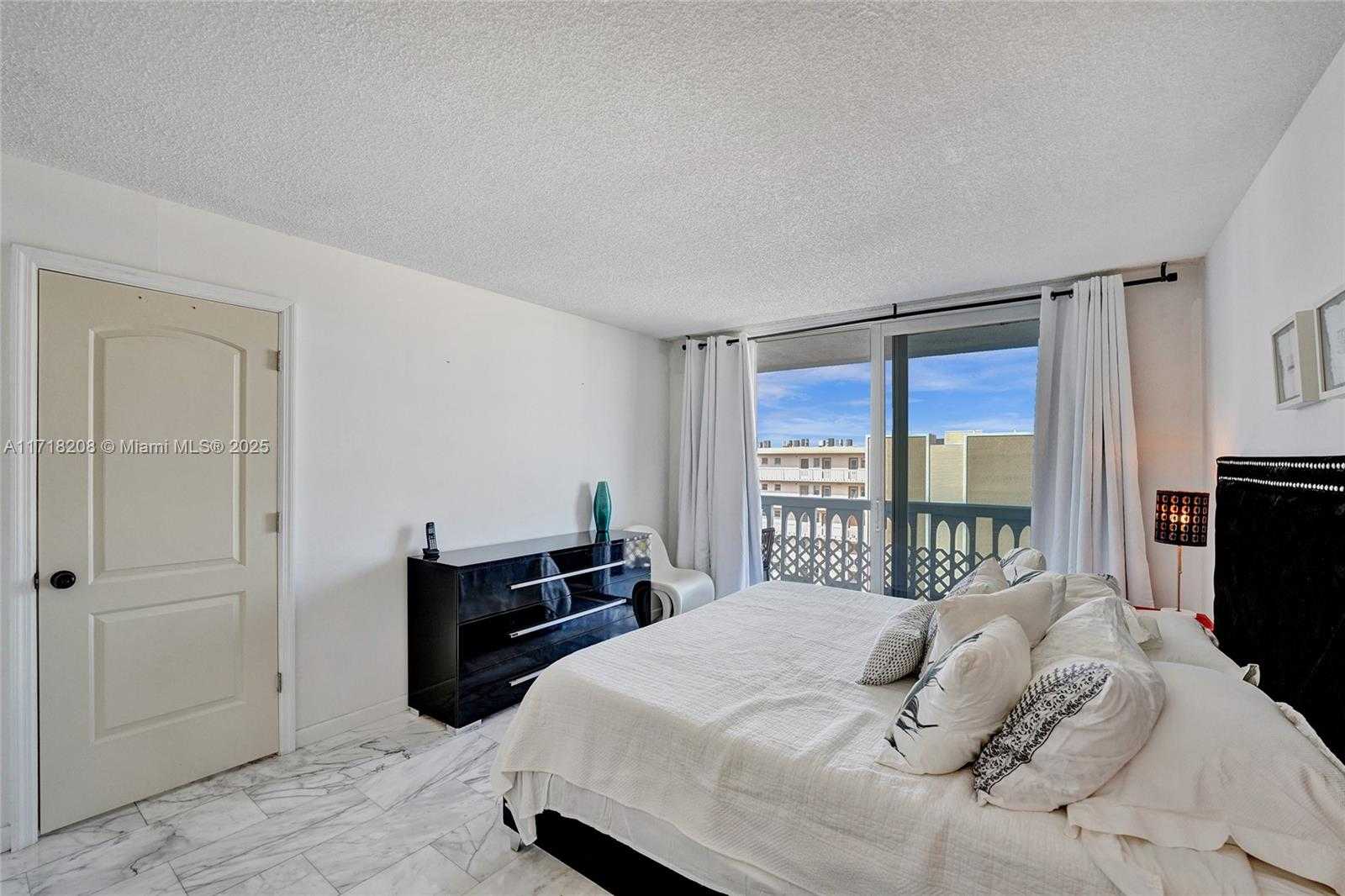 Small Image of 401 NORTH EAST 14TH AVE #705, Hallandale Beach Number 16