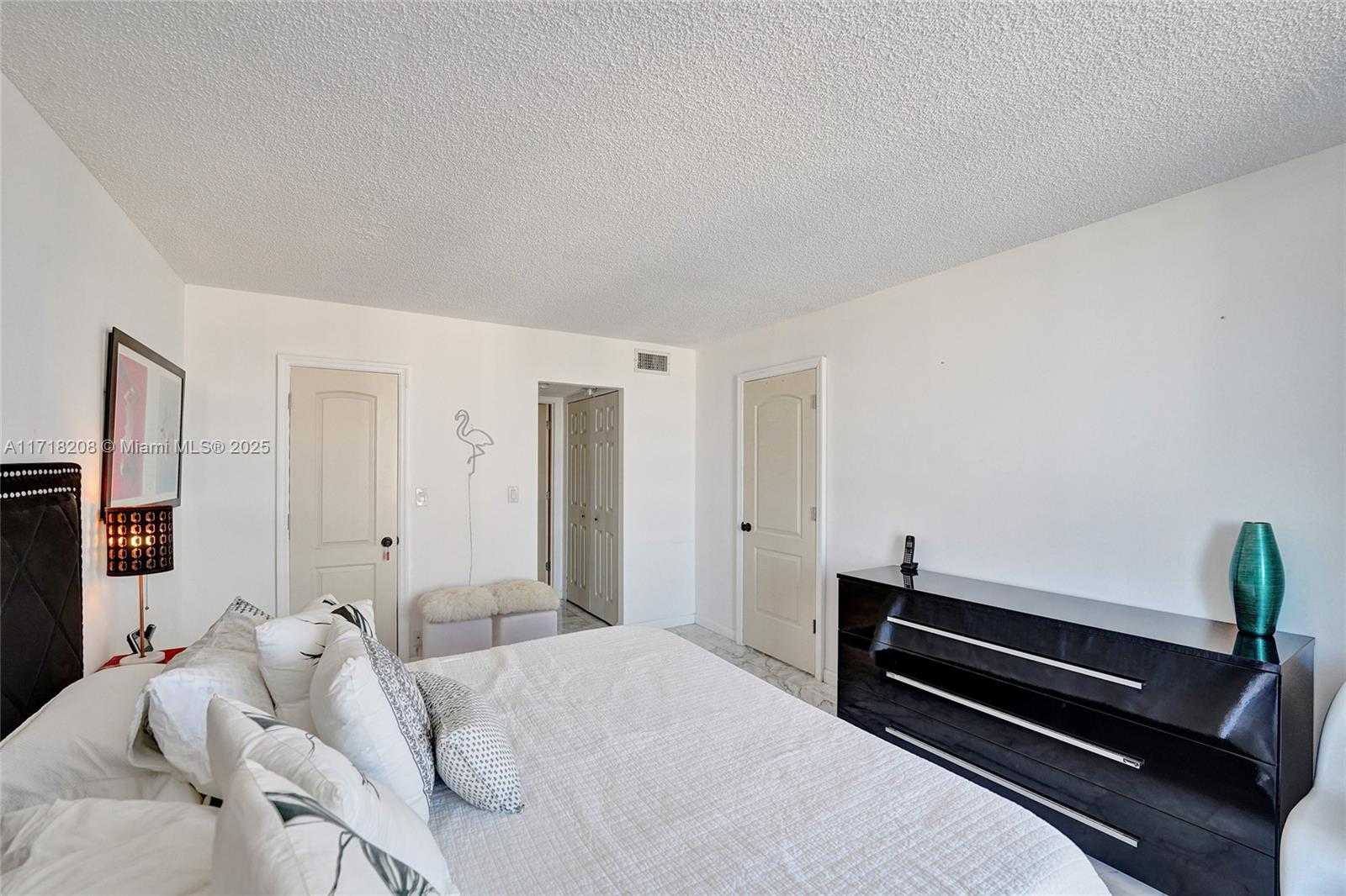 Small Image of 401 NORTH EAST 14TH AVE #705, Hallandale Beach Number 18