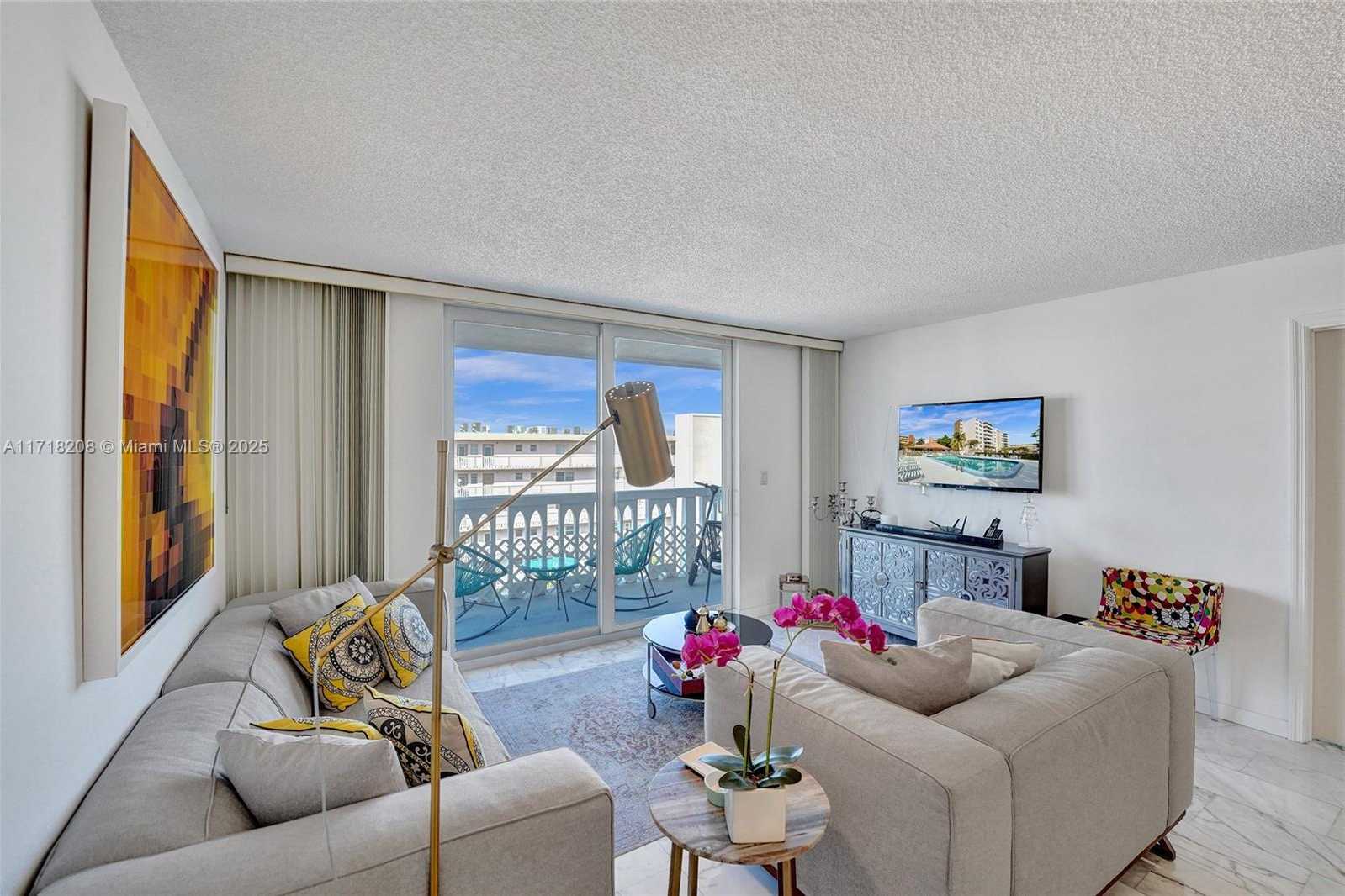 Small Image of 401 NORTH EAST 14TH AVE #705, Hallandale Beach Number 5