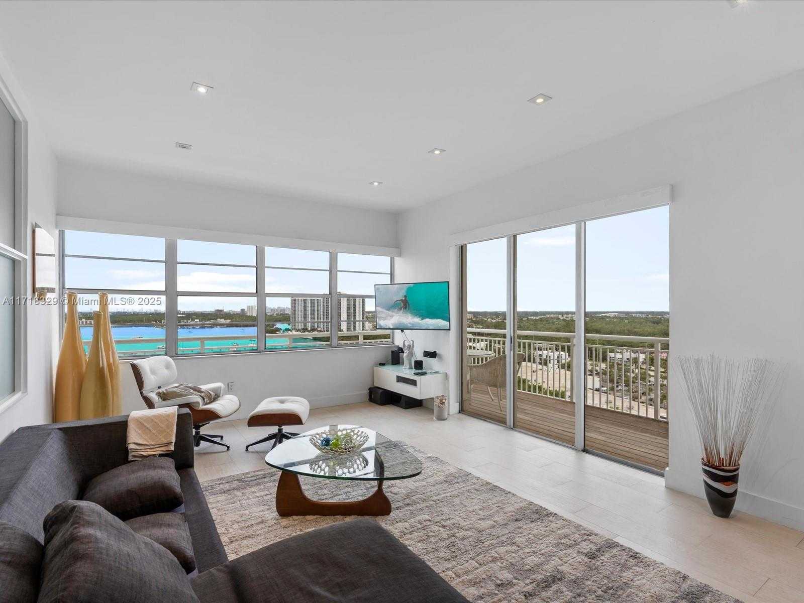 Small Image of 18011 BISCAYNE BLVD #PH05, Aventura Number 10