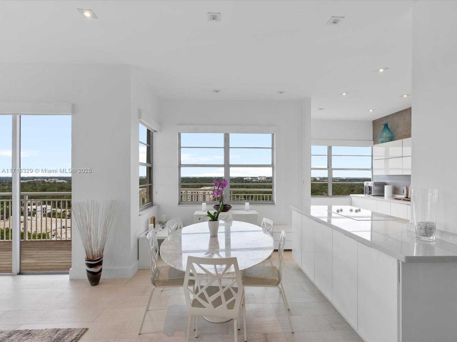 Small Image of 18011 BISCAYNE BLVD #PH05, Aventura Number 11