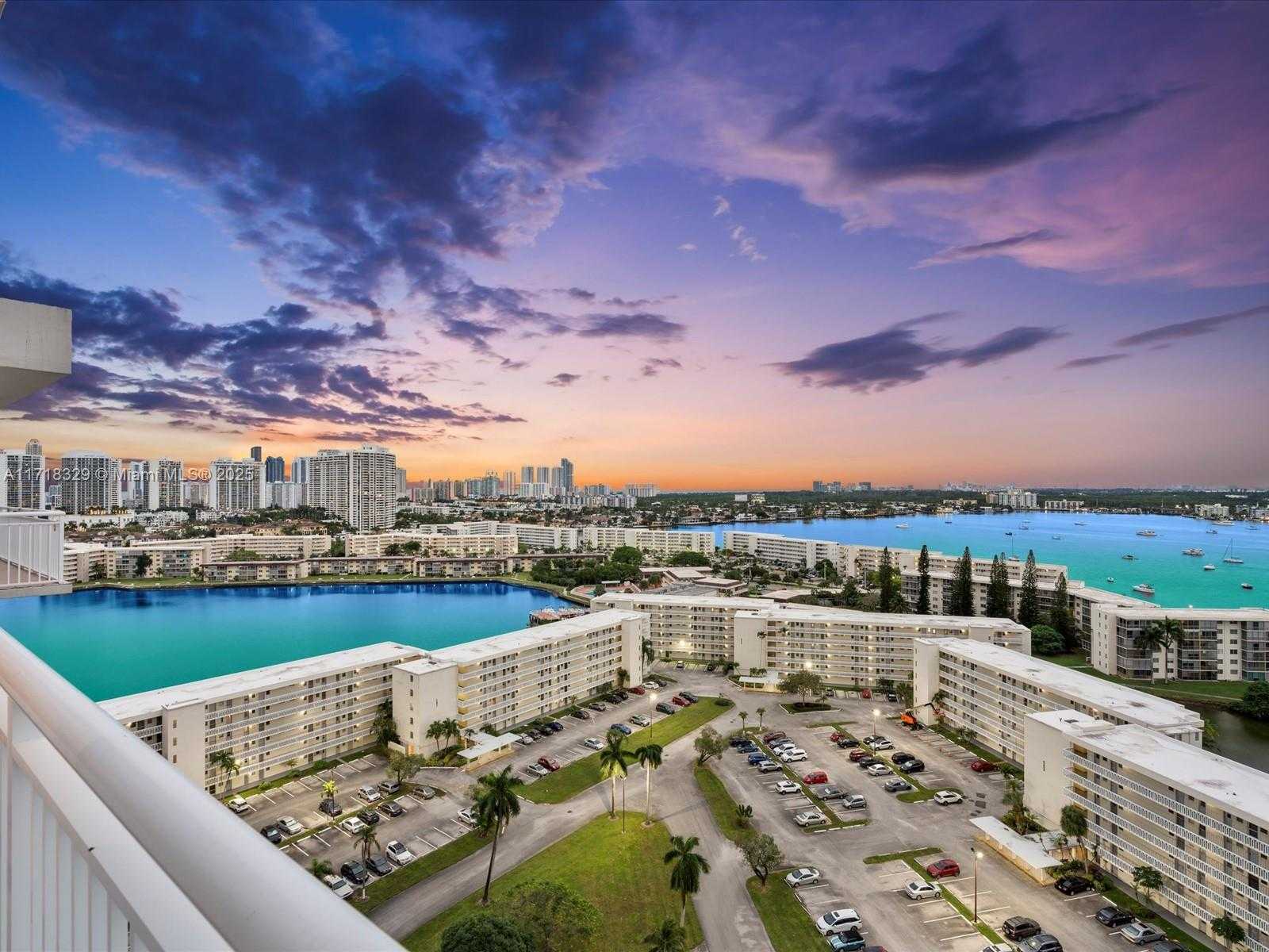 Small Image of 18011 BISCAYNE BLVD #PH05, Aventura Number 44