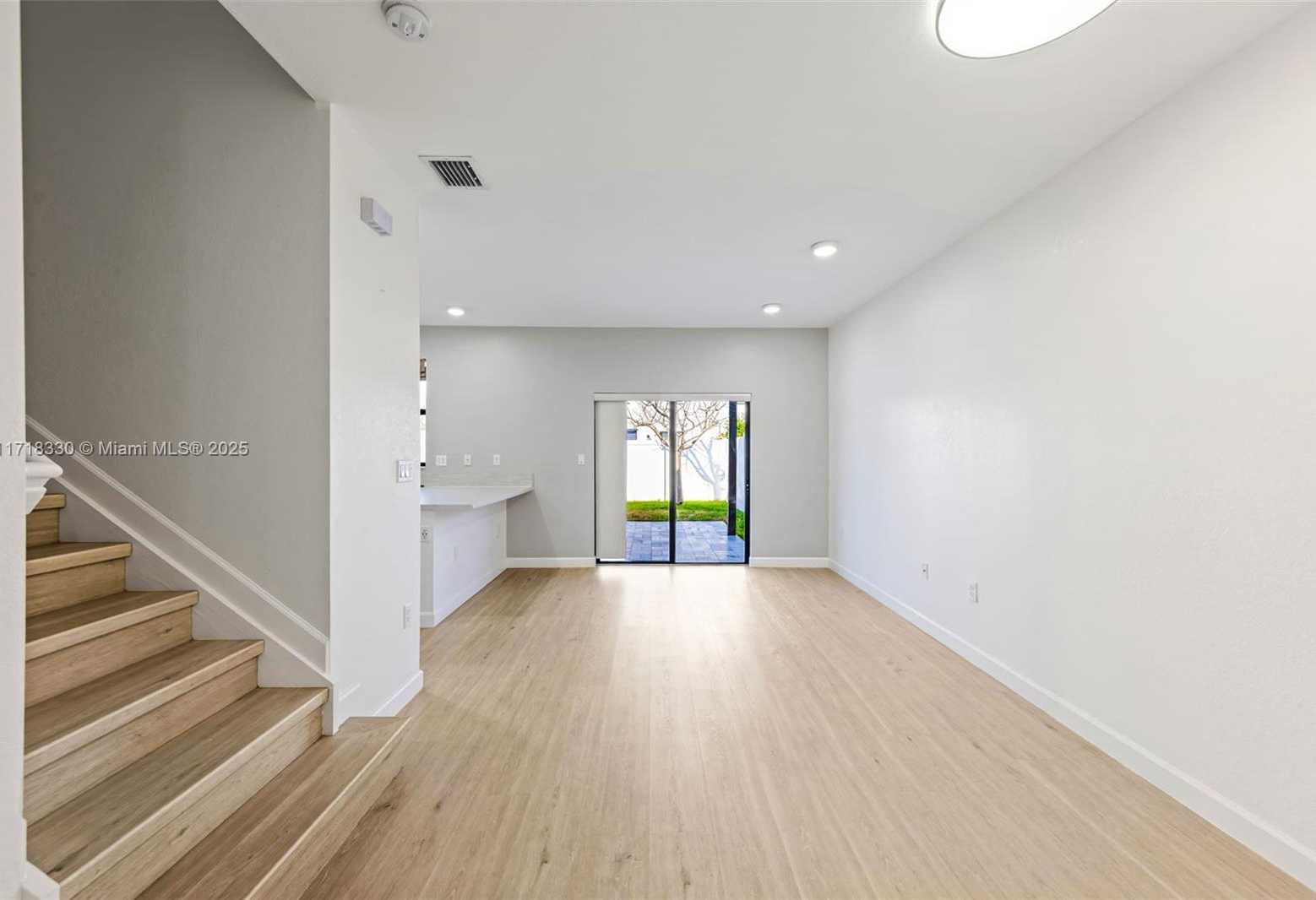 Small Image of 3383 WEST 106TH TER, Hialeah Number 17