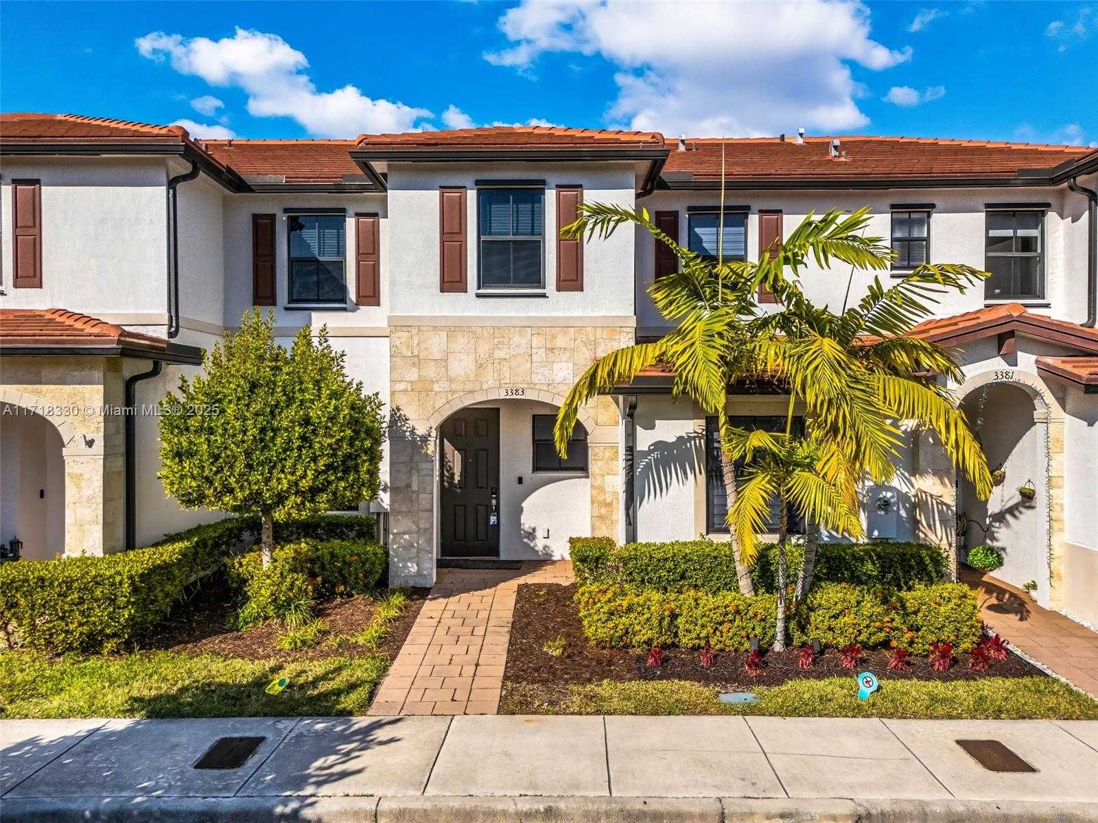 Small Image of 3383 WEST 106TH TER, Hialeah Number 3