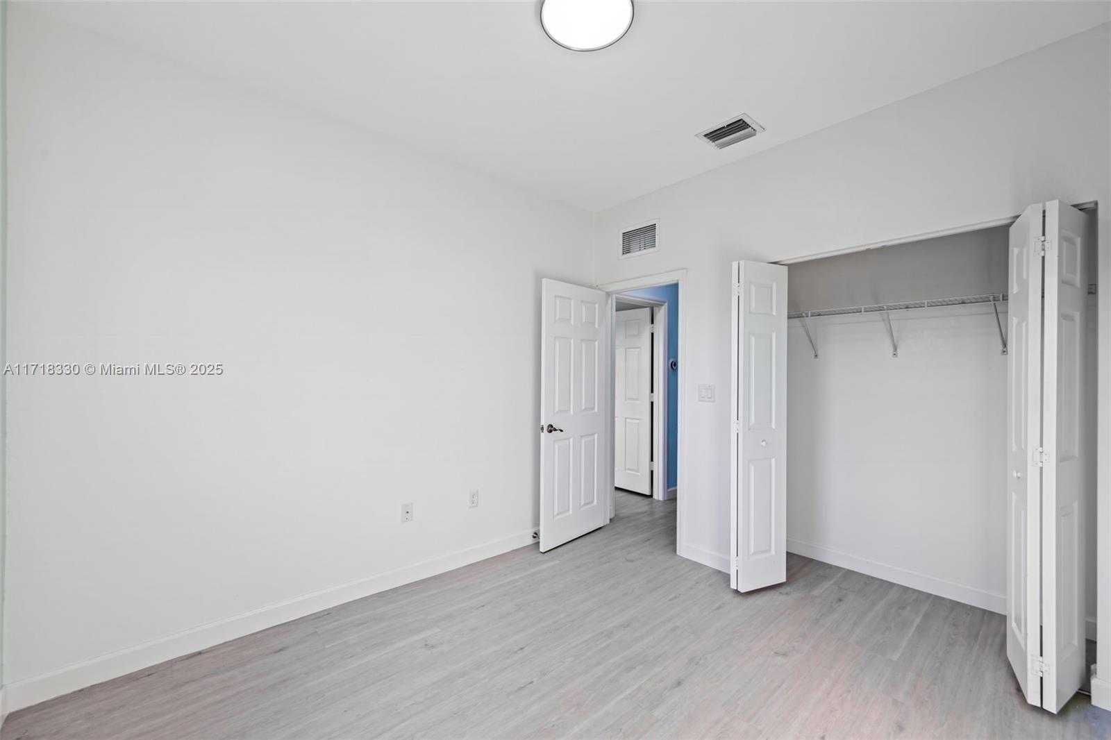 Small Image of 3383 WEST 106TH TER, Hialeah Number 7