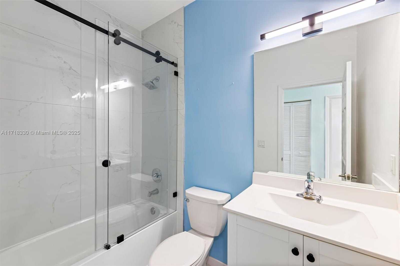 Small Image of 3383 WEST 106TH TER, Hialeah Number 9