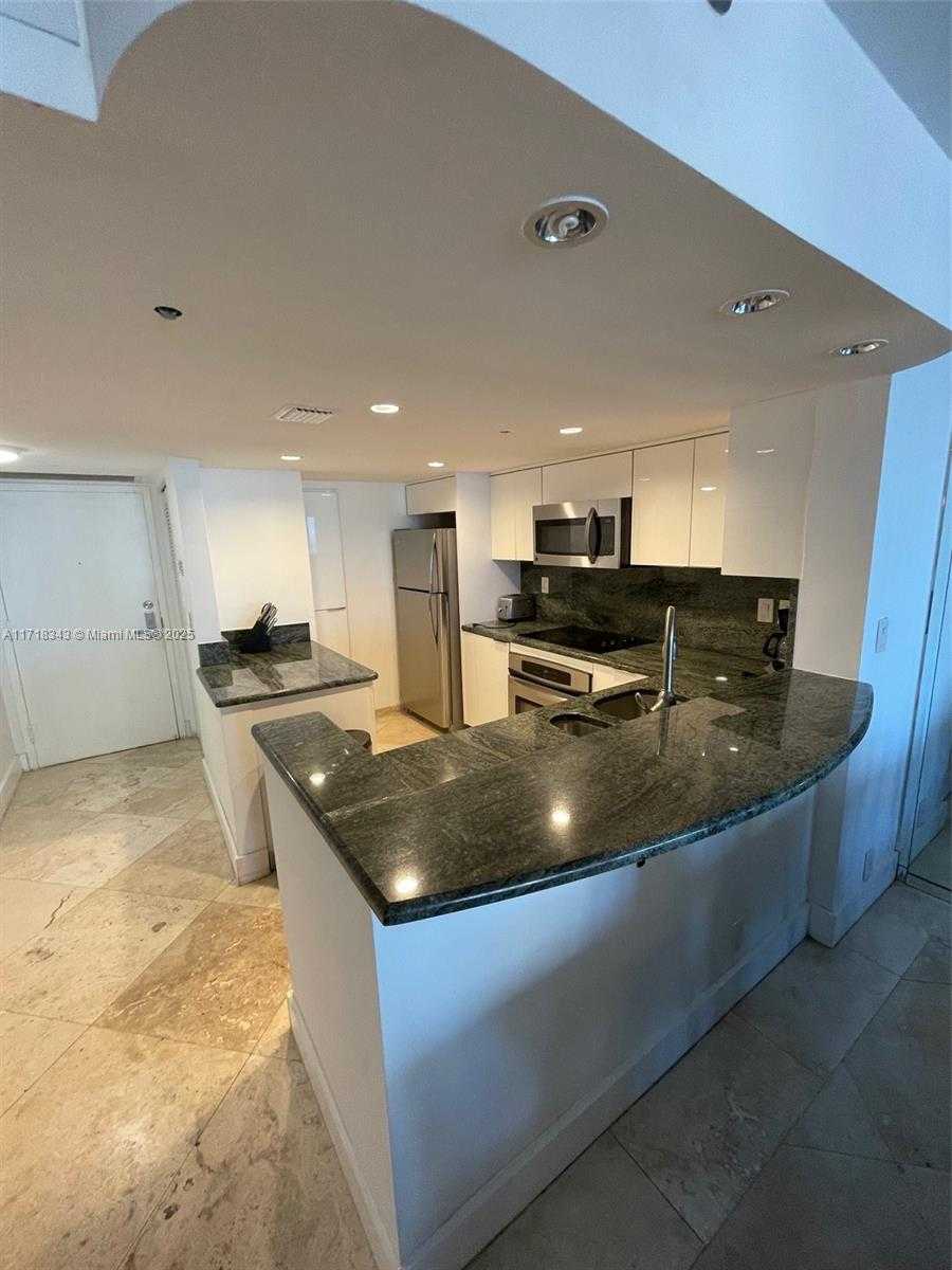 Small Image of 1717 NORTH BAYSHORE DR #A-2548, Miami Number 10
