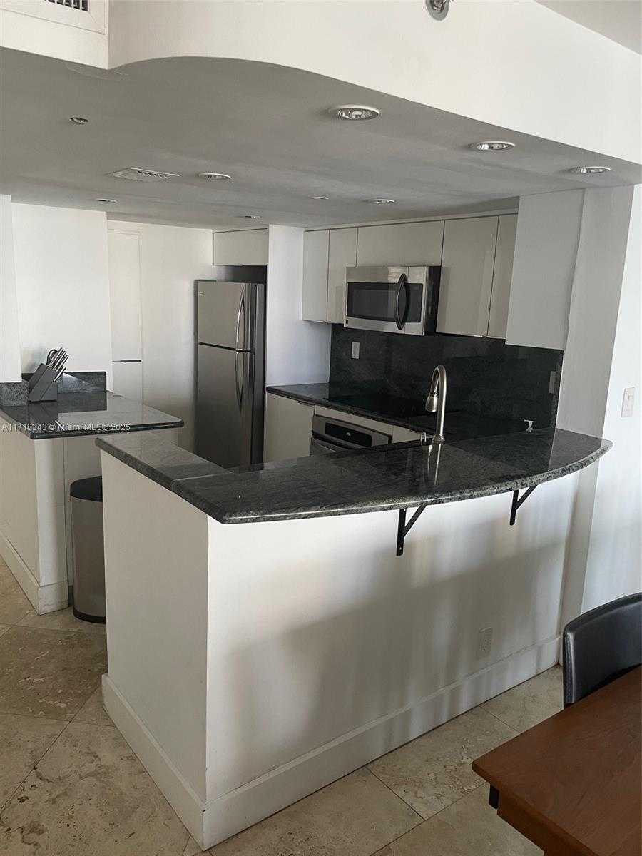 Small Image of 1717 NORTH BAYSHORE DR #A-2548, Miami Number 11